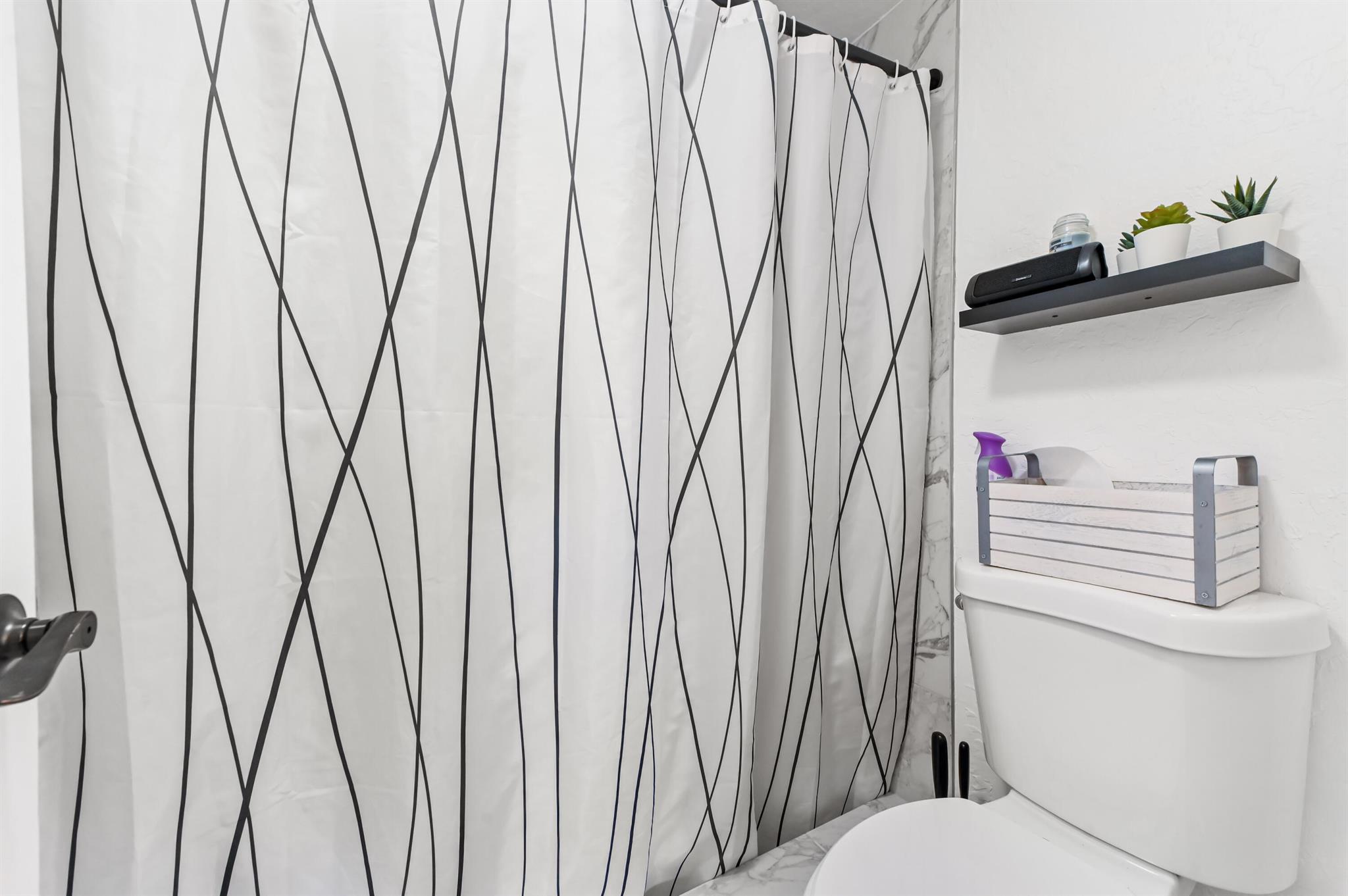 Deerfield Pines Condomini - Residential