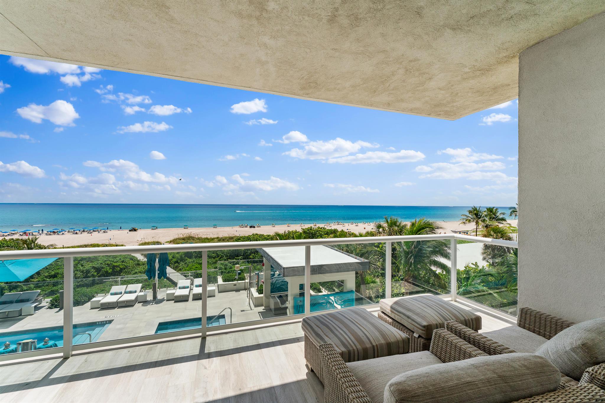 VISTABLUE SINGER ISLAND C - Residential