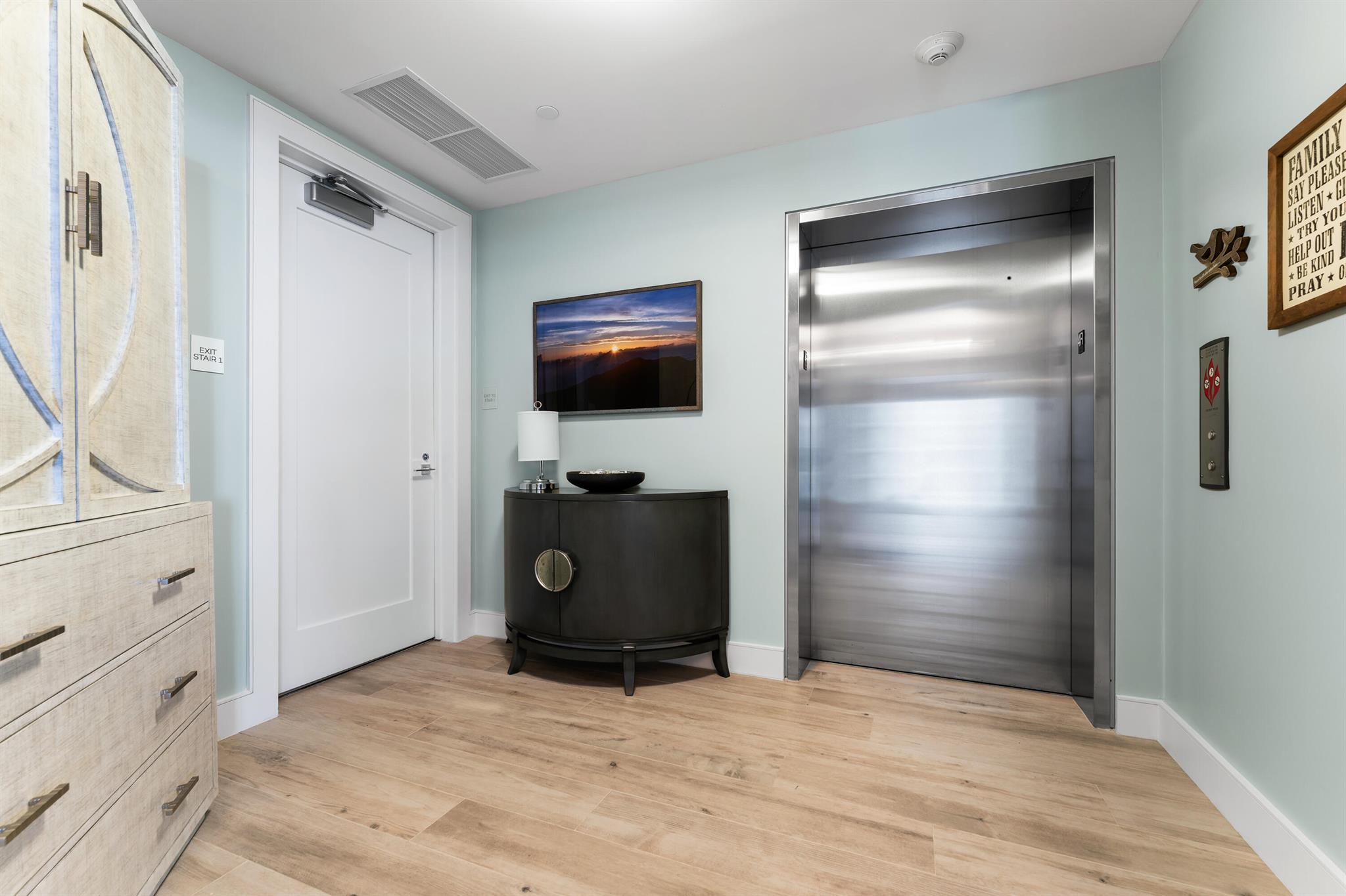 VISTABLUE SINGER ISLAND C - Residential