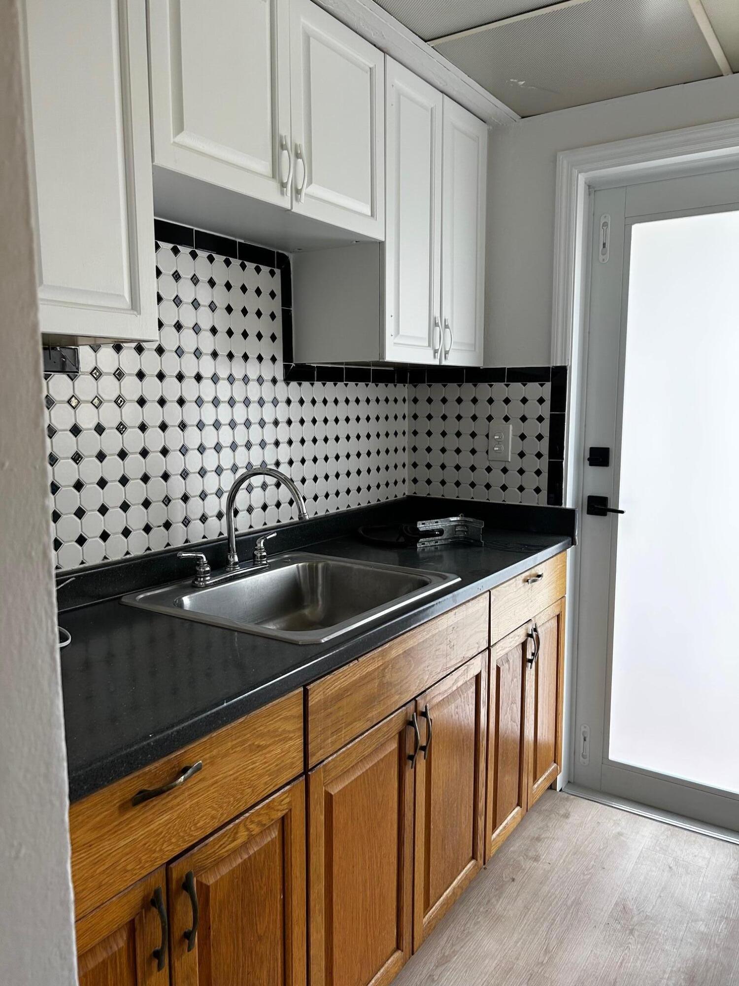 Sweet El - Residential Lease