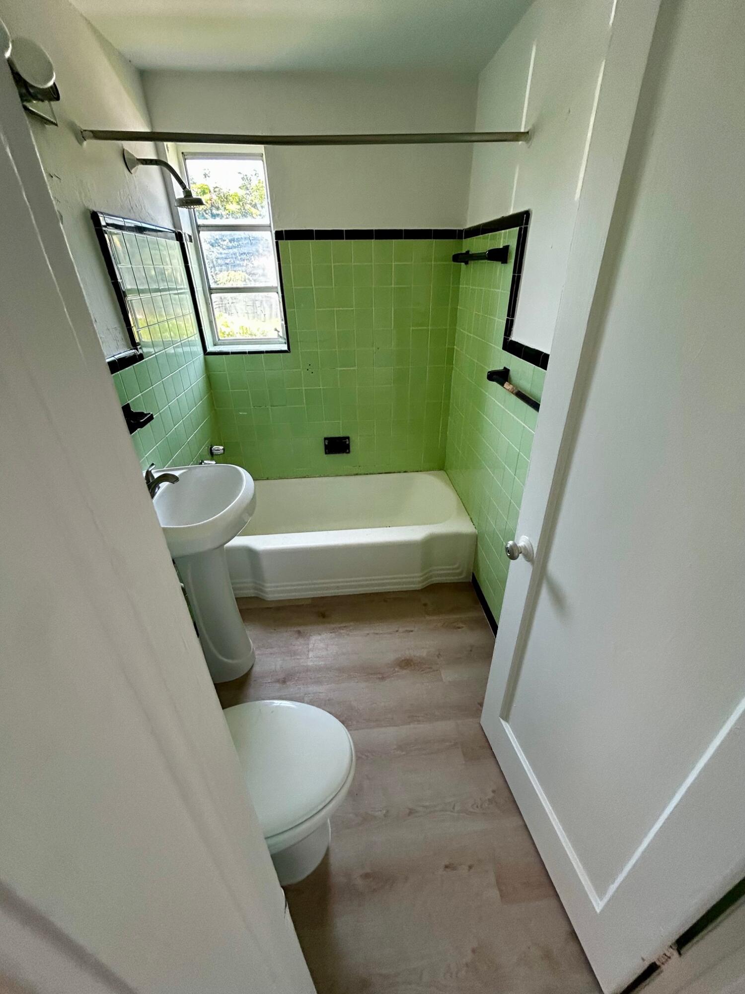 Sweet El - Residential Lease