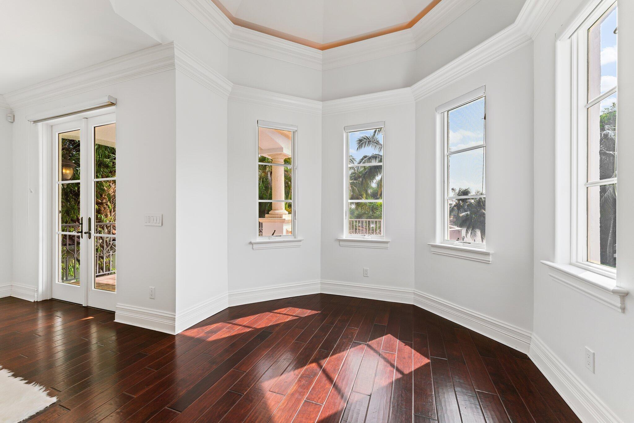 INTRACOASTAL PARK - Residential