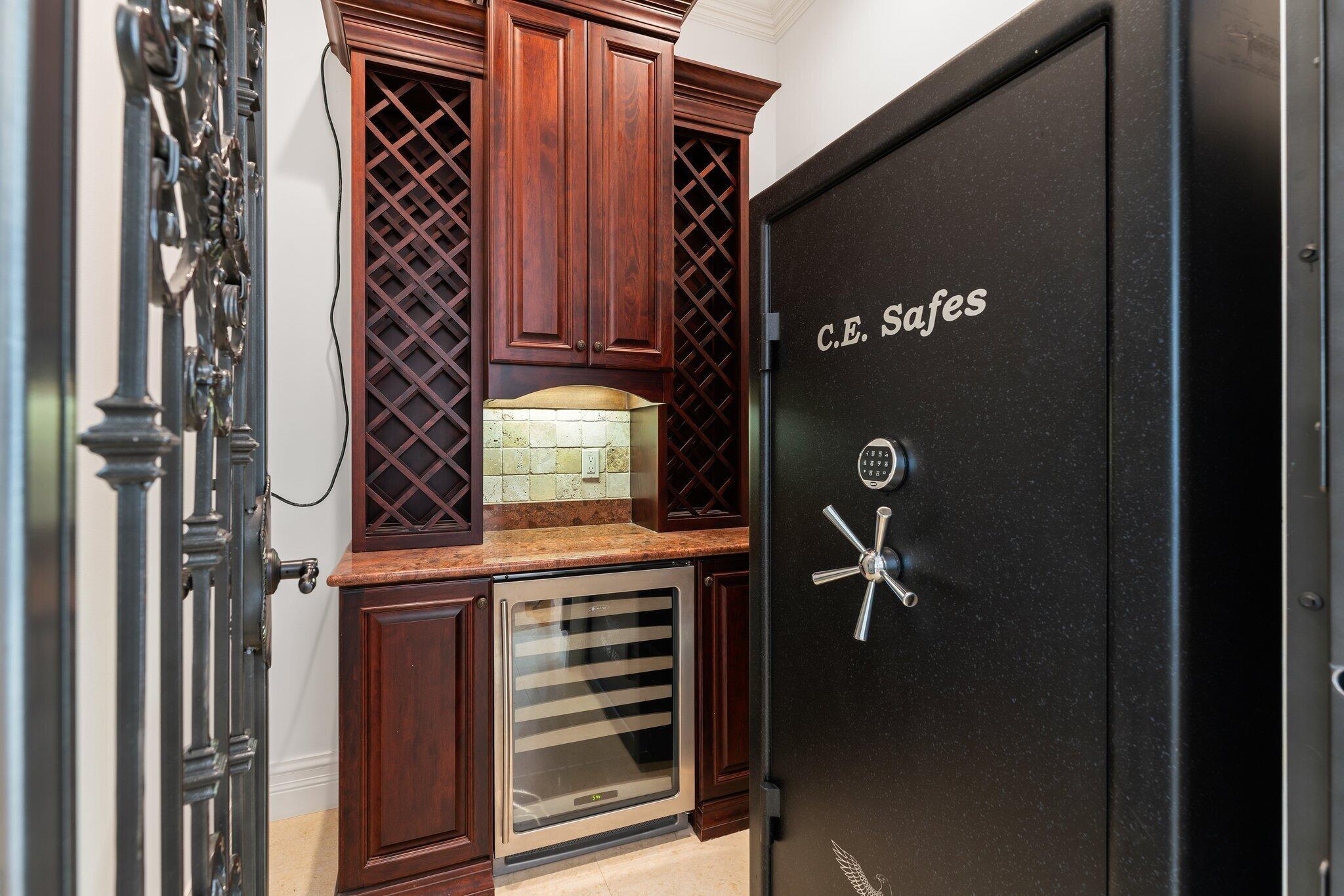 INTRACOASTAL PARK - Residential