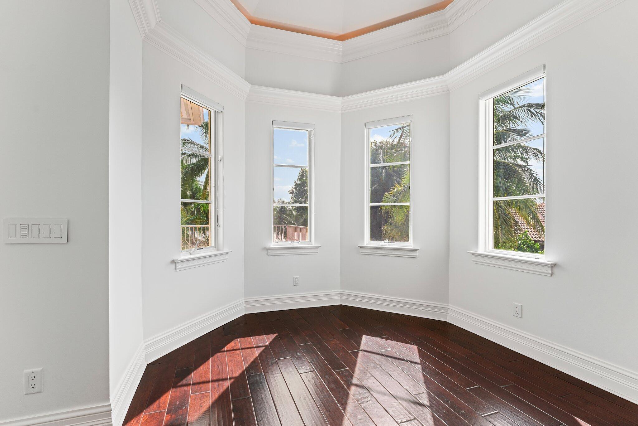 INTRACOASTAL PARK - Residential