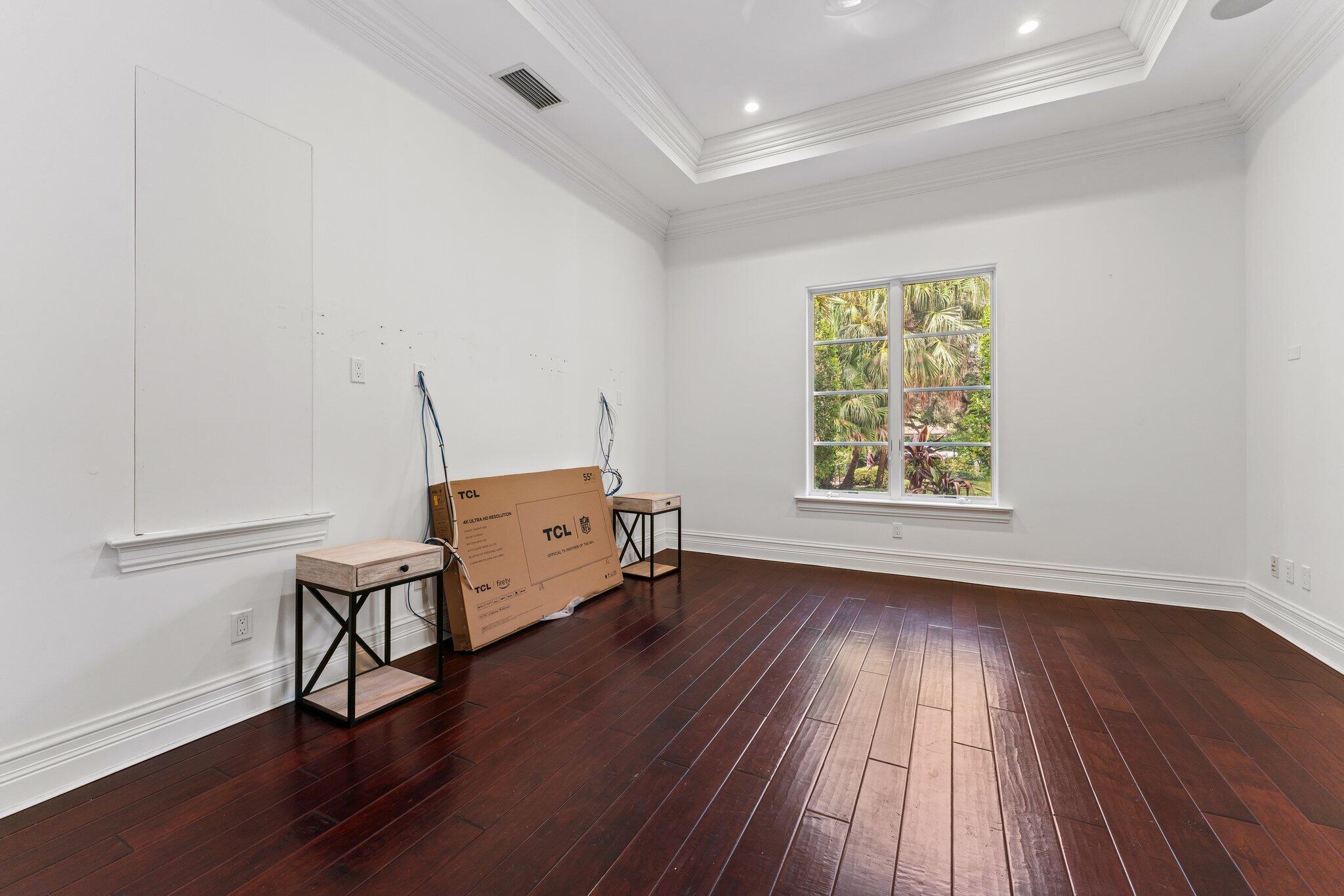 INTRACOASTAL PARK - Residential