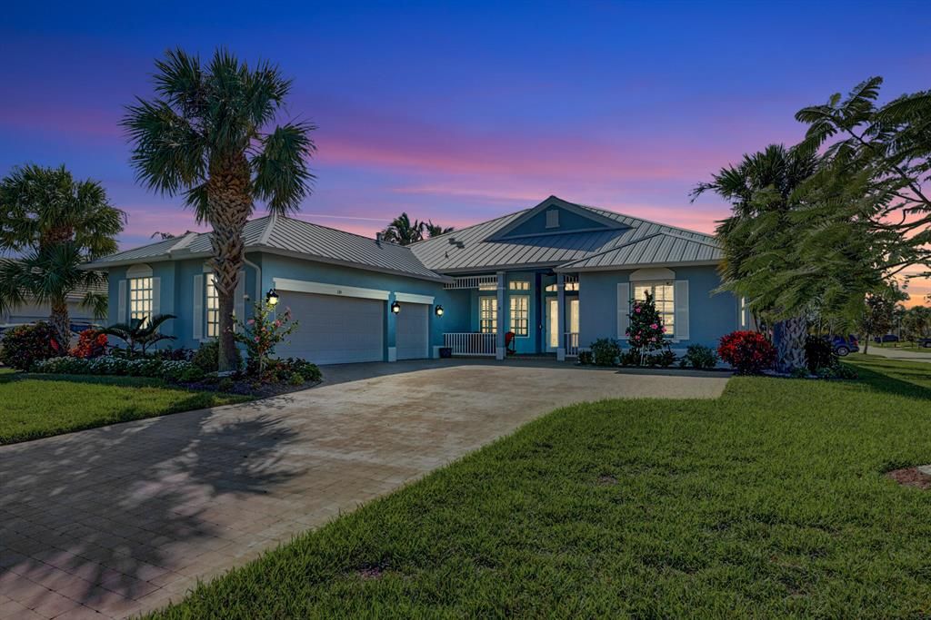 Photo of 135 NW Madison Court, Port Saint Lucie, FL 34986 (MLS # R10866012)