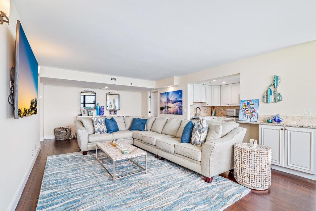 Photo of 1648 Jupiter Cove 514b Drive #514b, Jupiter, FL 33469 (MLS # R11072961)