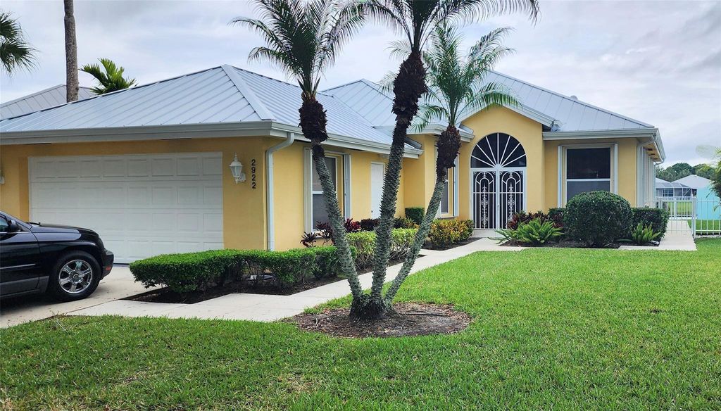 Photo of 2922 SW Brighton Way, Palm City, FL 34990 (MLS # F10484828)