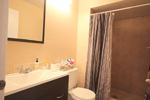 LAGO DEL REY CONDO - Residential