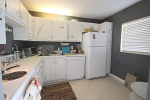 LAGO DEL REY CONDO - Residential