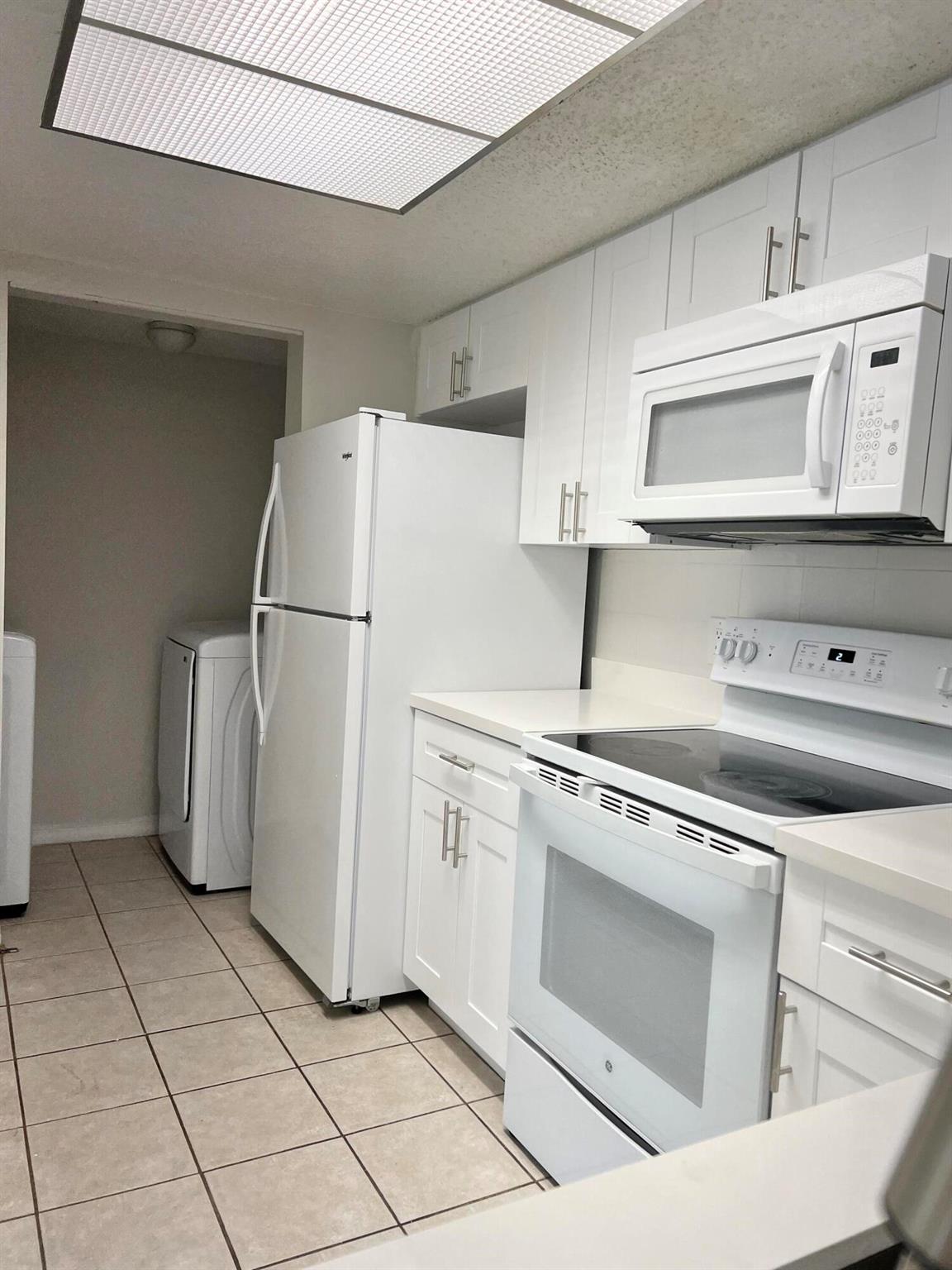 EVERGREEN LAKES CONDO - Residential Lease