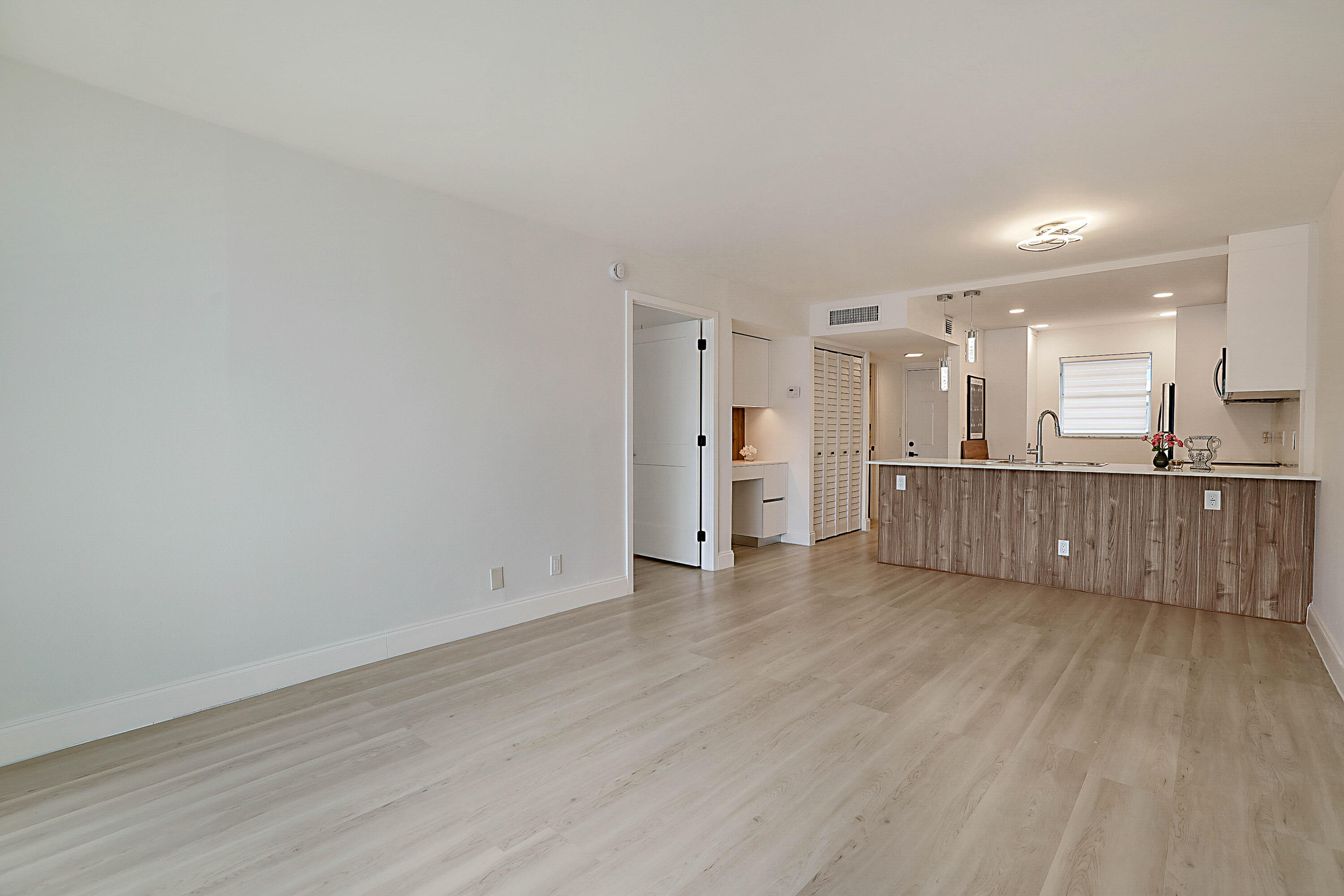 HOLIDAY SPRINGS VILLAGE 2 - Residential