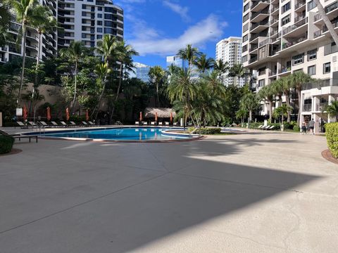540 Brickell Key Drive 1721 Miami FL 33131