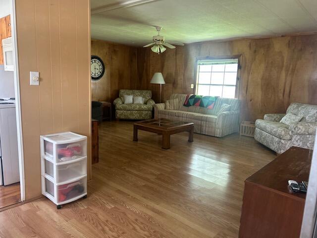 Spanish Lakes Riverfront - Residential