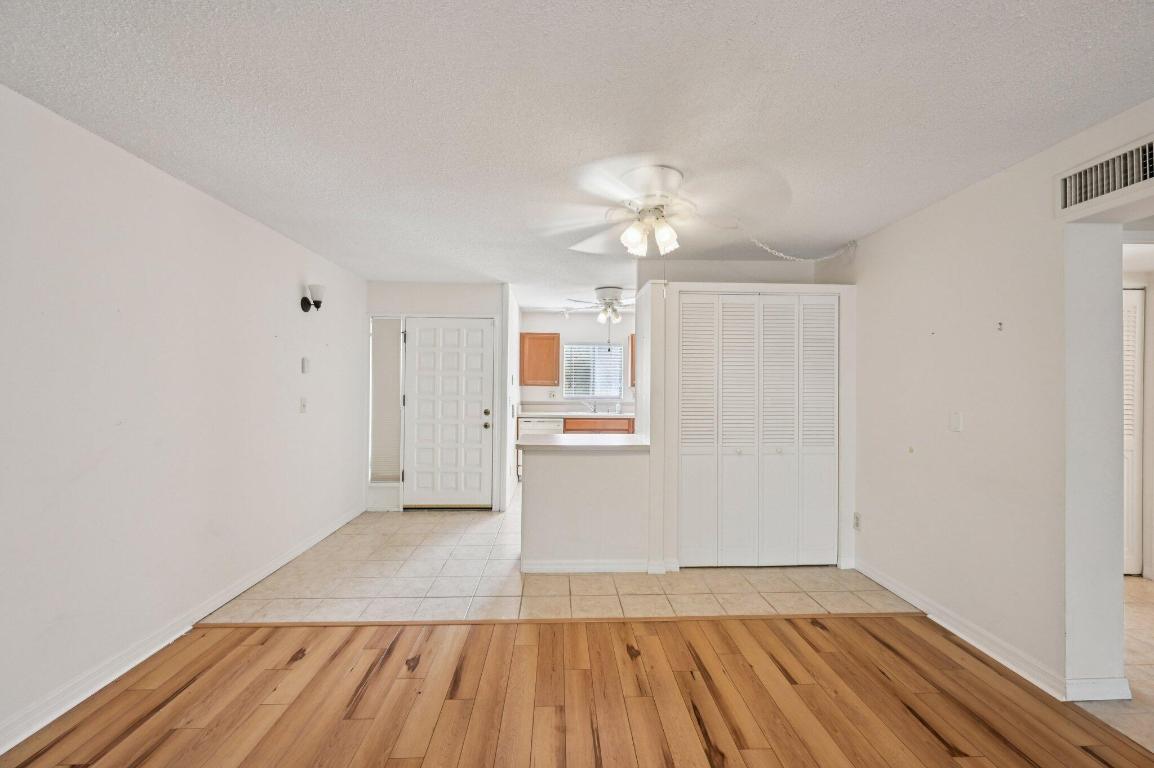 BEACON 21 CONDO - Residential