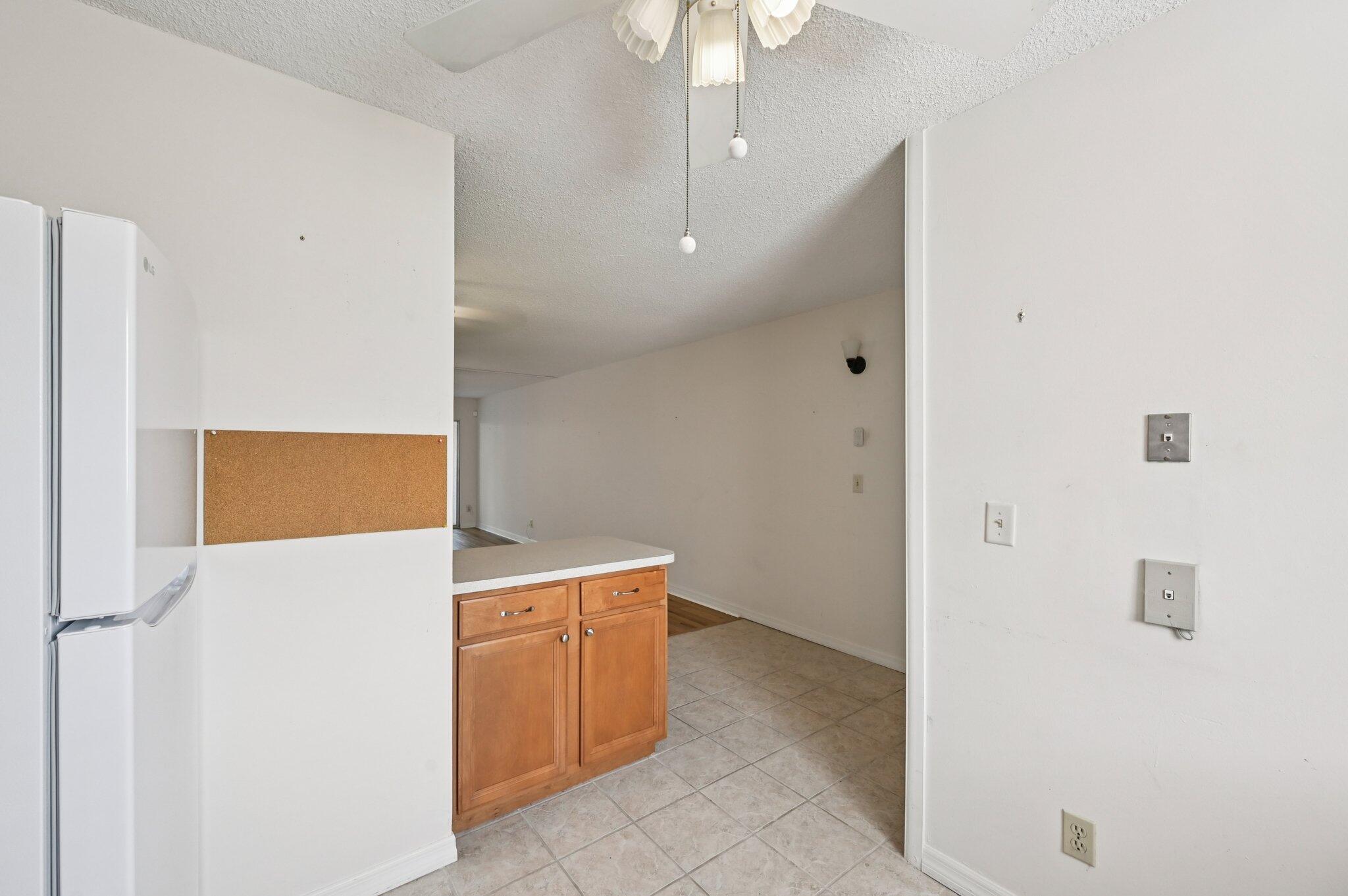 BEACON 21 CONDO - Residential