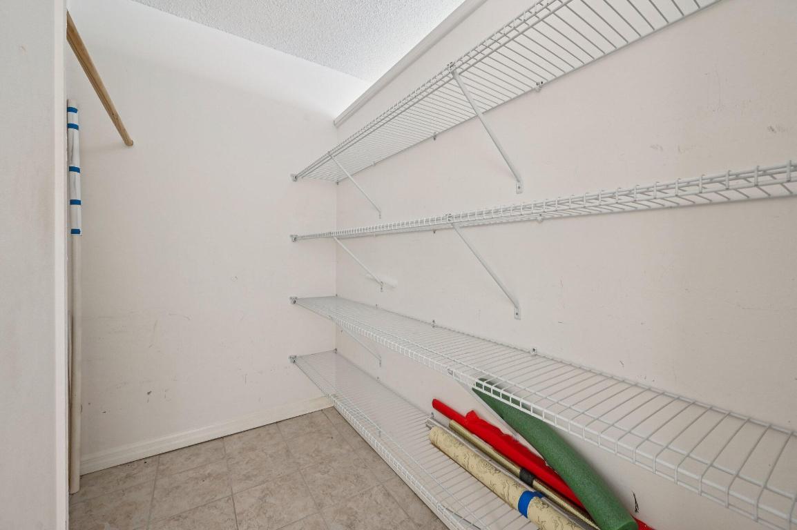 BEACON 21 CONDO - Residential