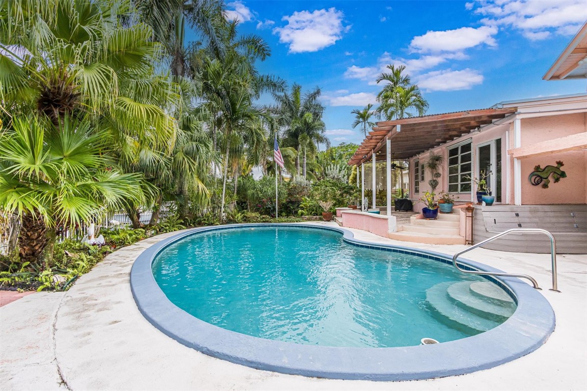 Riverside Park - Residential