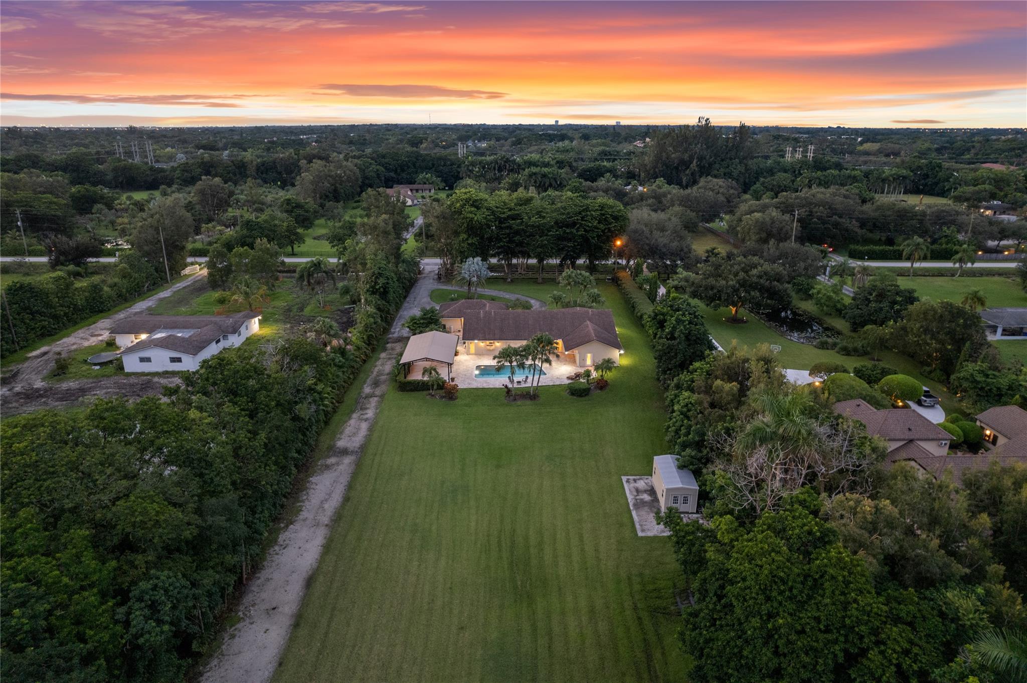 SUNSHINE RANCHES - Residential