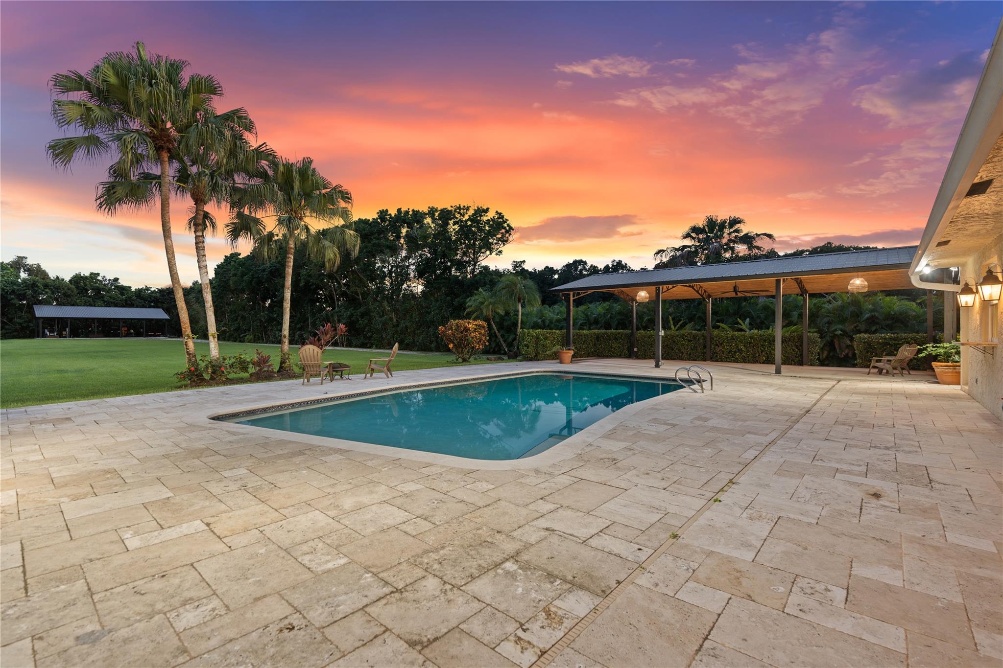 SUNSHINE RANCHES - Residential