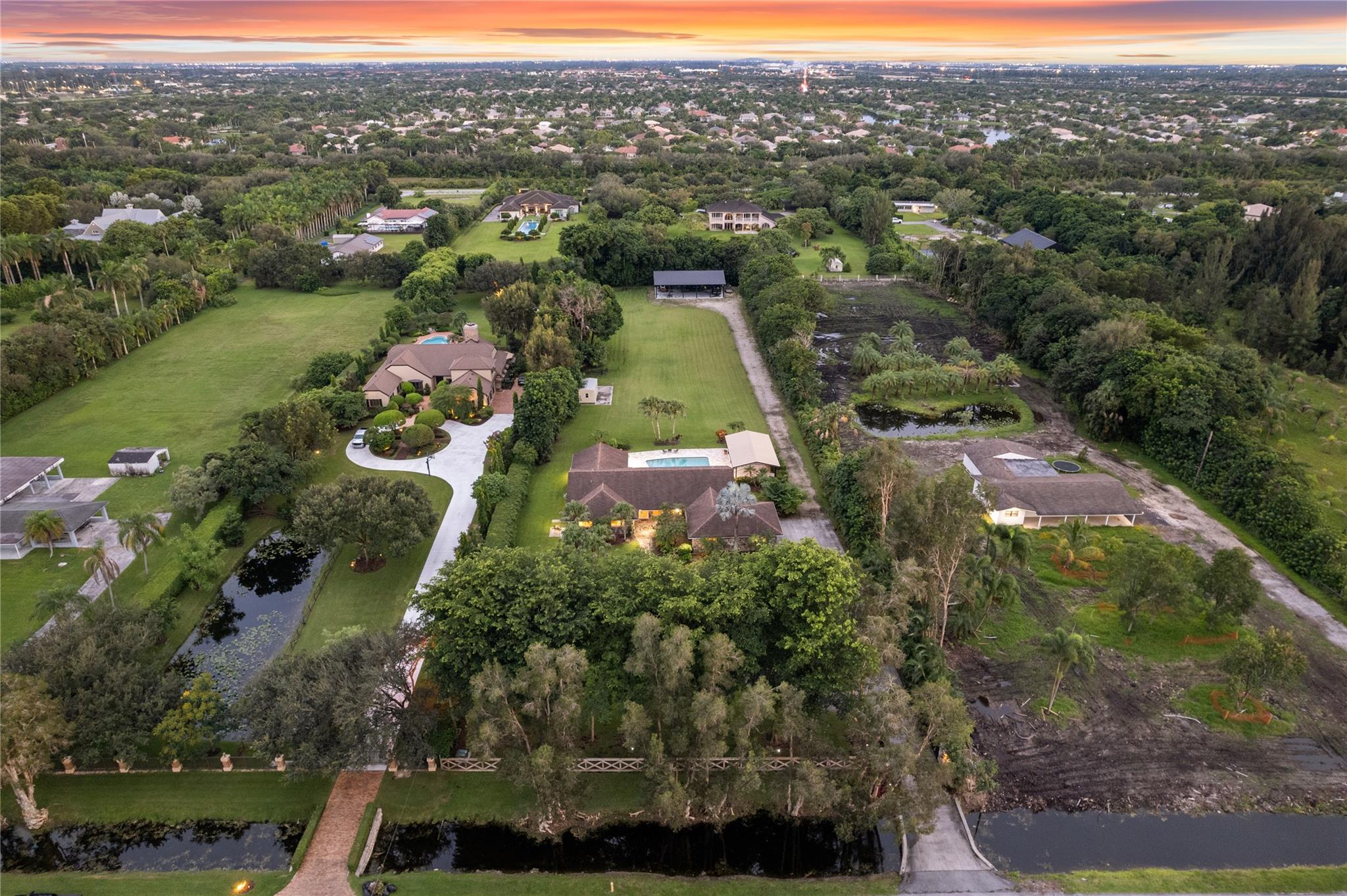 SUNSHINE RANCHES - Residential