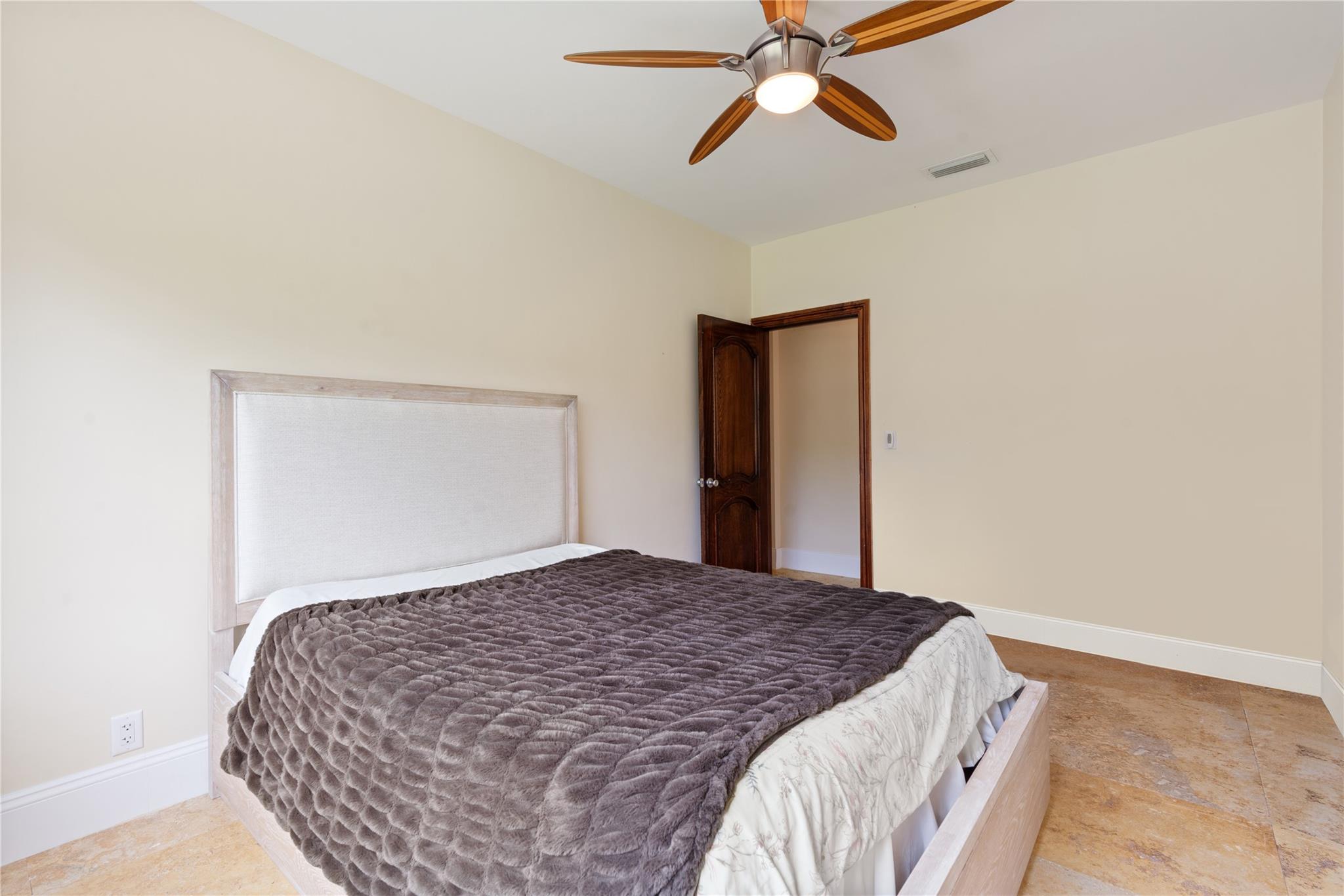 SUNSHINE RANCHES - Residential