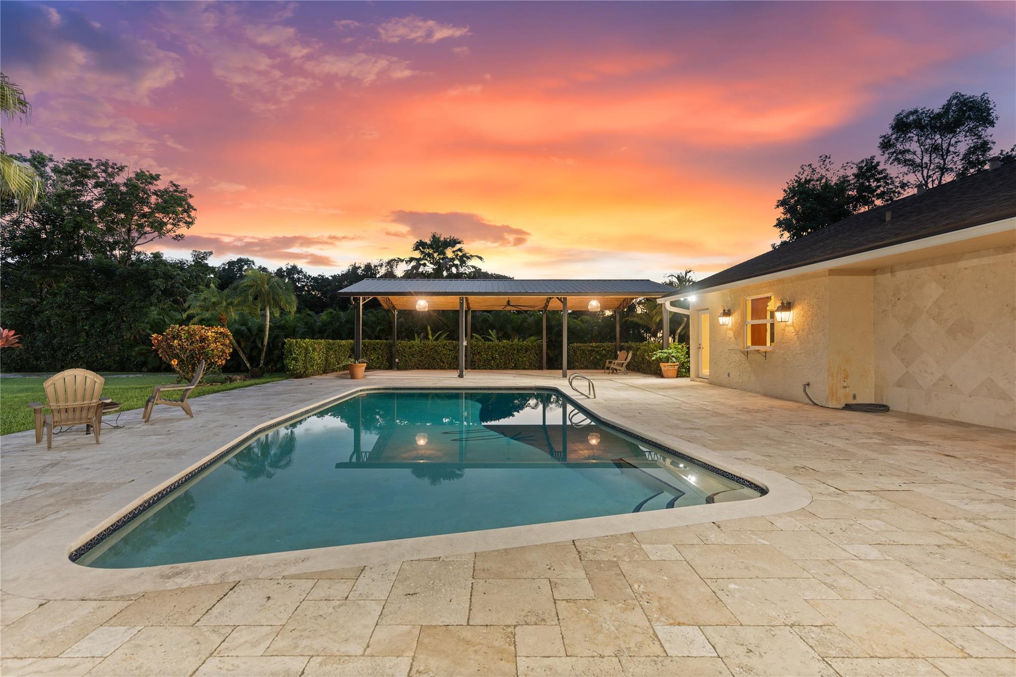 SUNSHINE RANCHES - Residential