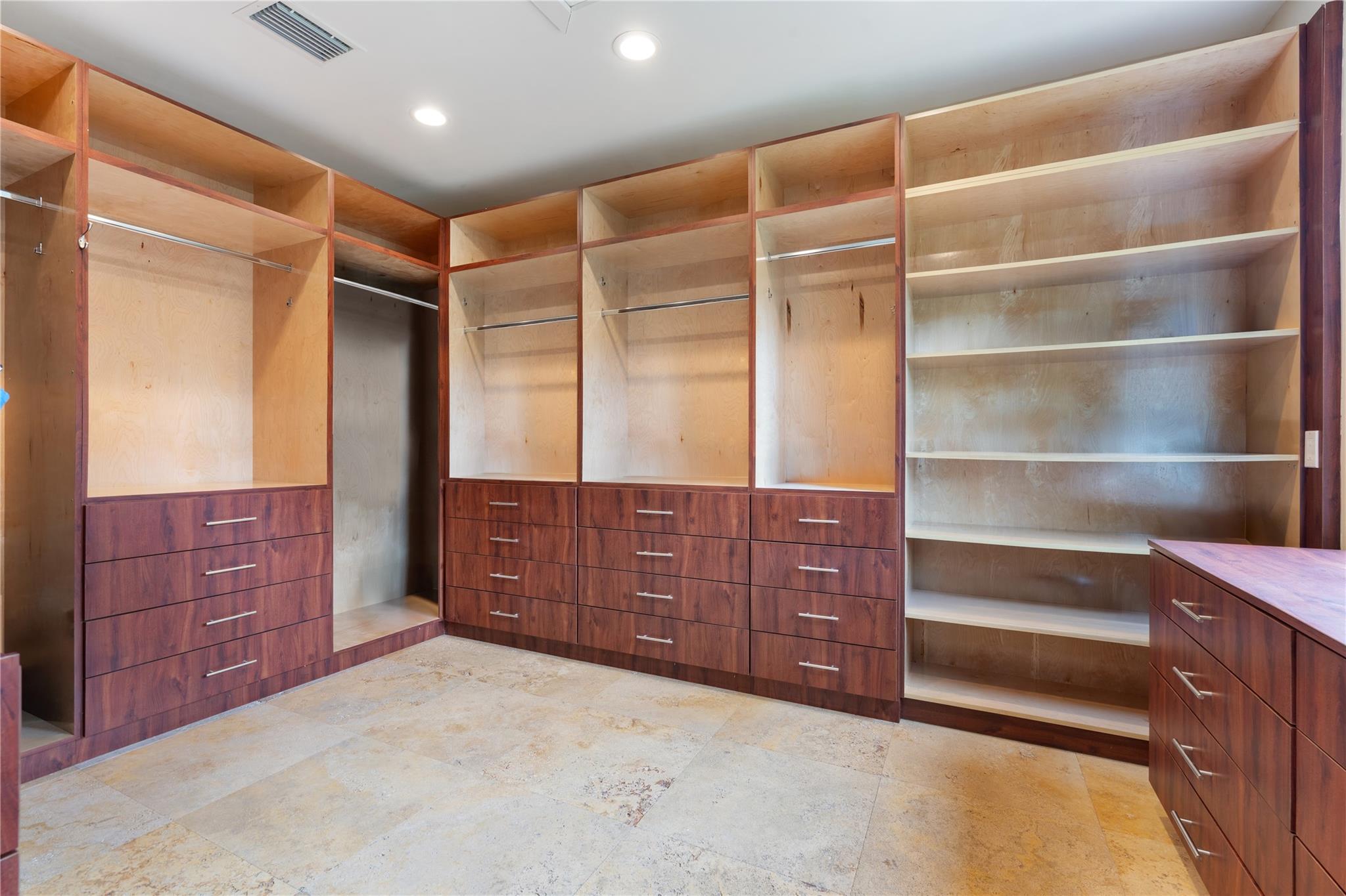 SUNSHINE RANCHES - Residential