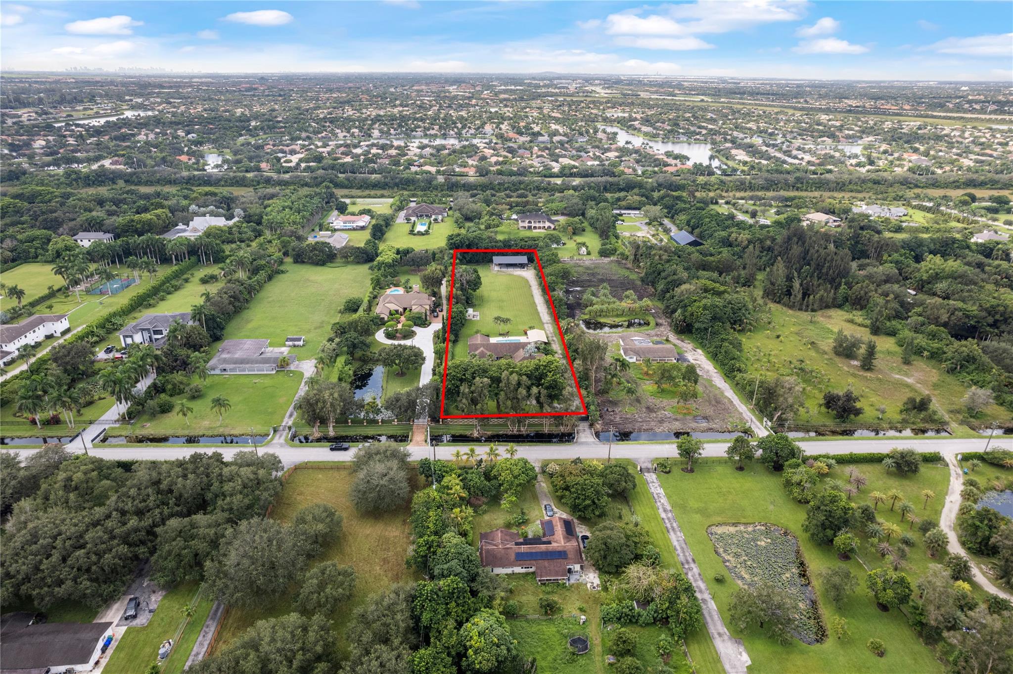 SUNSHINE RANCHES - Residential