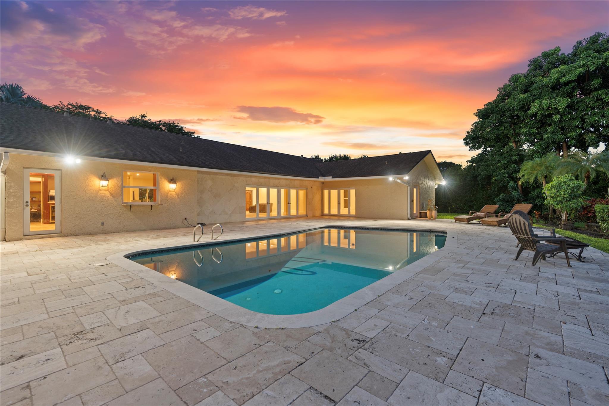 SUNSHINE RANCHES - Residential