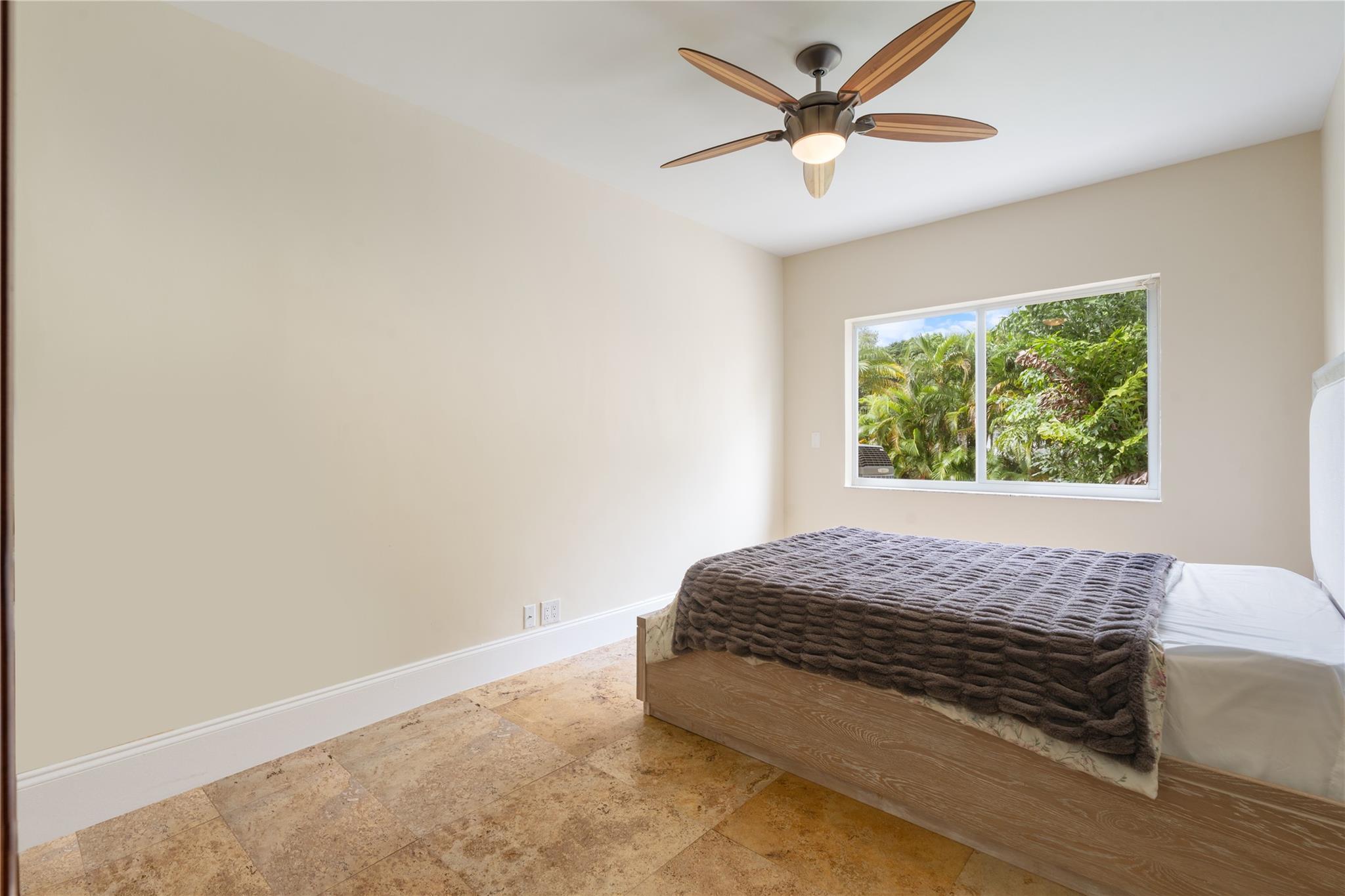 SUNSHINE RANCHES - Residential