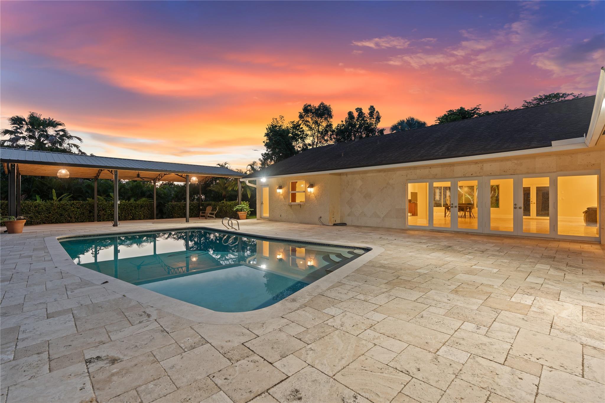 SUNSHINE RANCHES - Residential