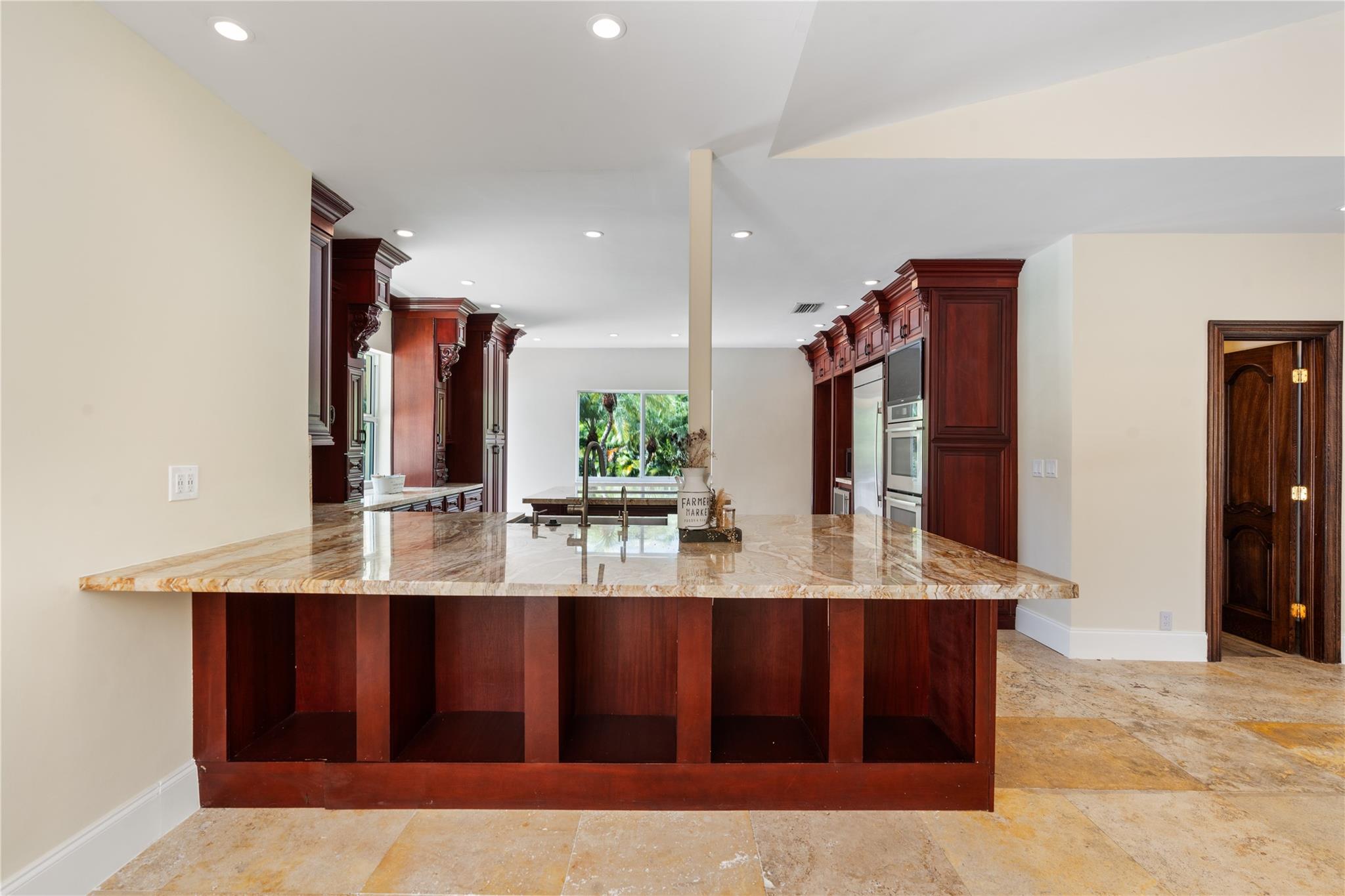 SUNSHINE RANCHES - Residential