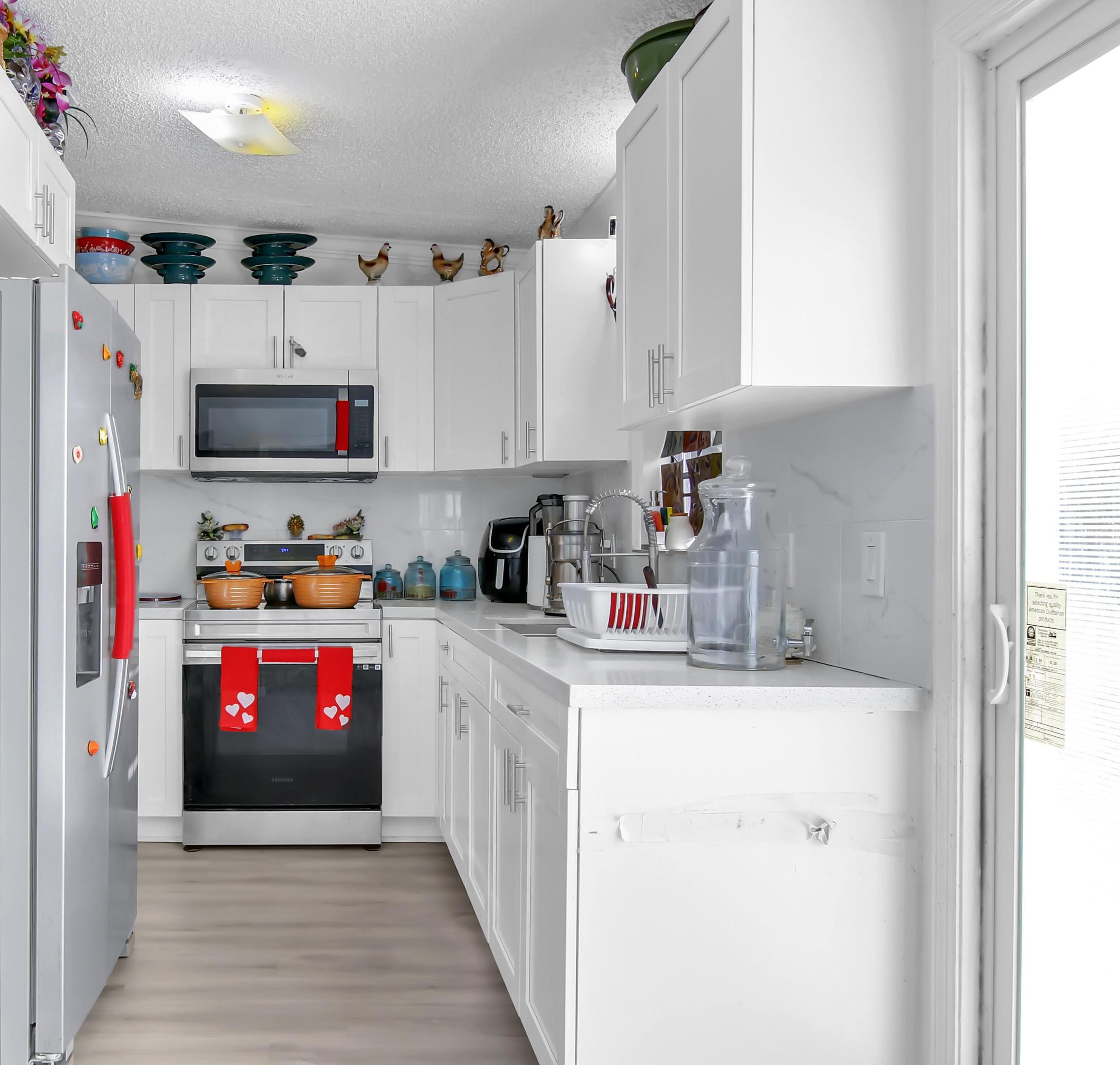 PALM BEACH LAKES S TR X - Residential