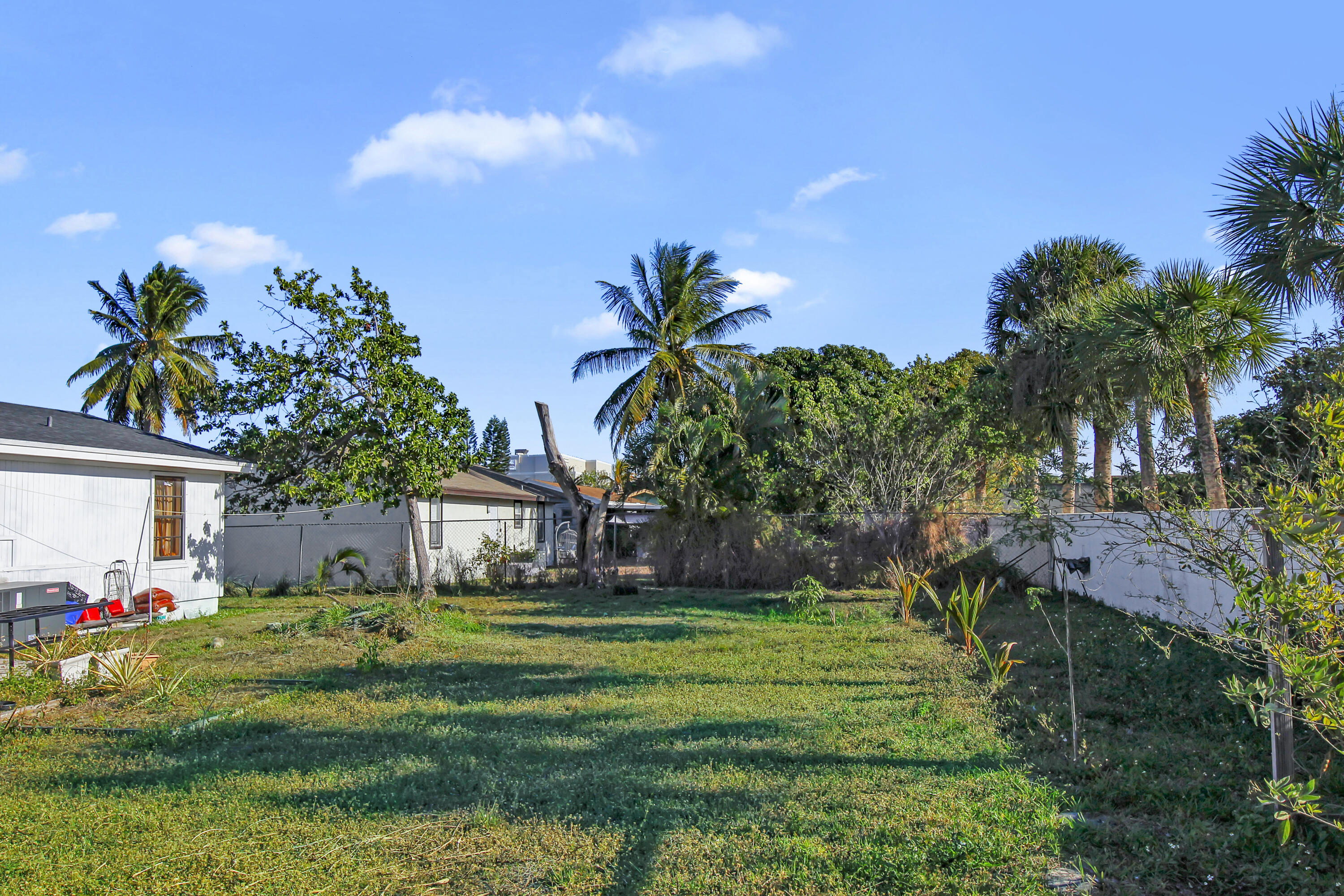 PALM BEACH LAKES S TR X - Residential