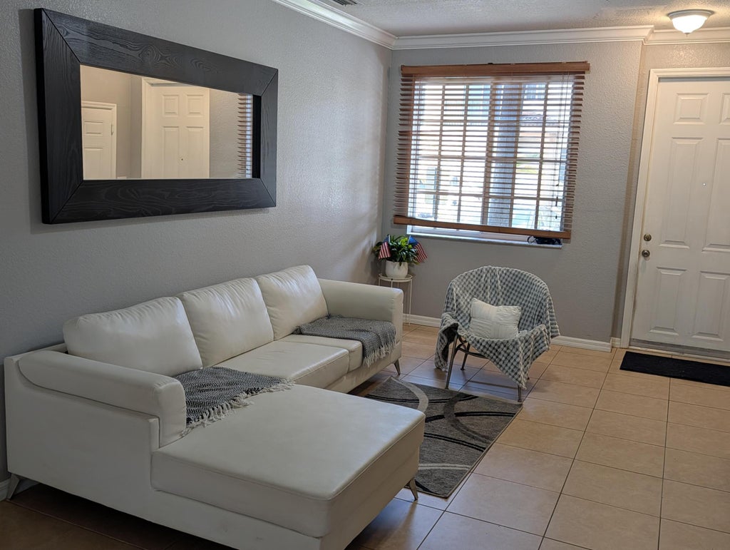 Photo of 238 SE 2ND Avenue, Hallandale Beach, FL 33009 (MLS # B26061358)