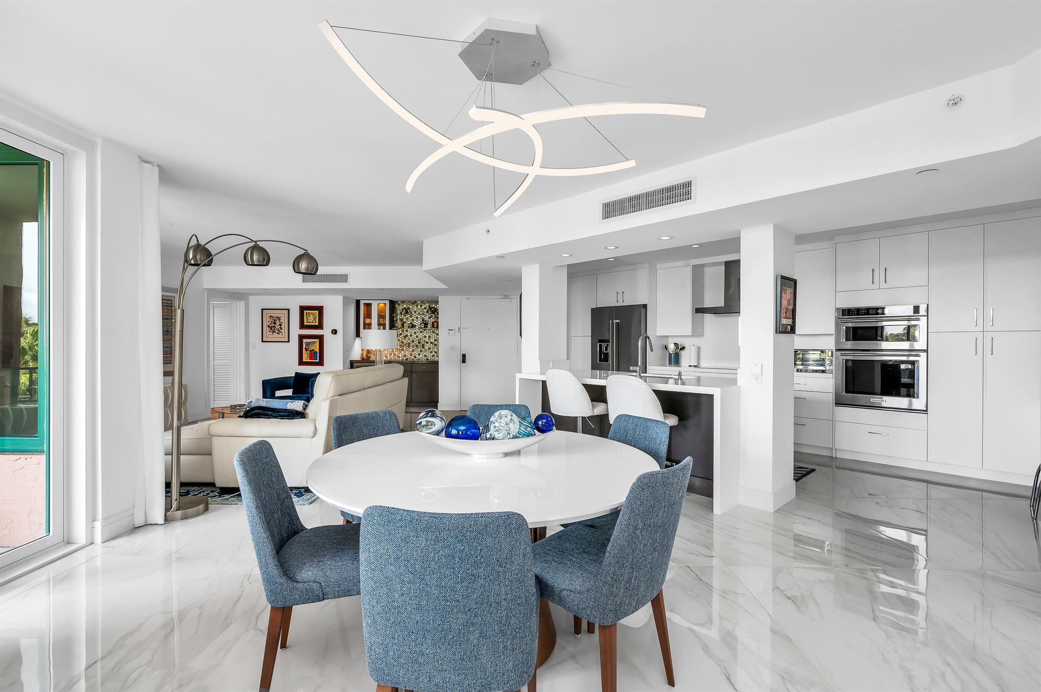 Mizner Court - Residential