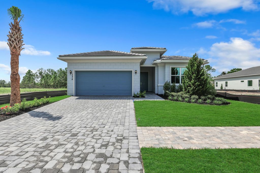 Photo of 134 SE Palma Street, Port Saint Lucie, FL 34984 (MLS # R10898295)