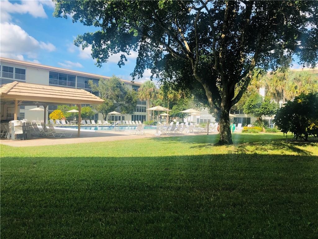 WYNMOOR VILLAGE - Residential