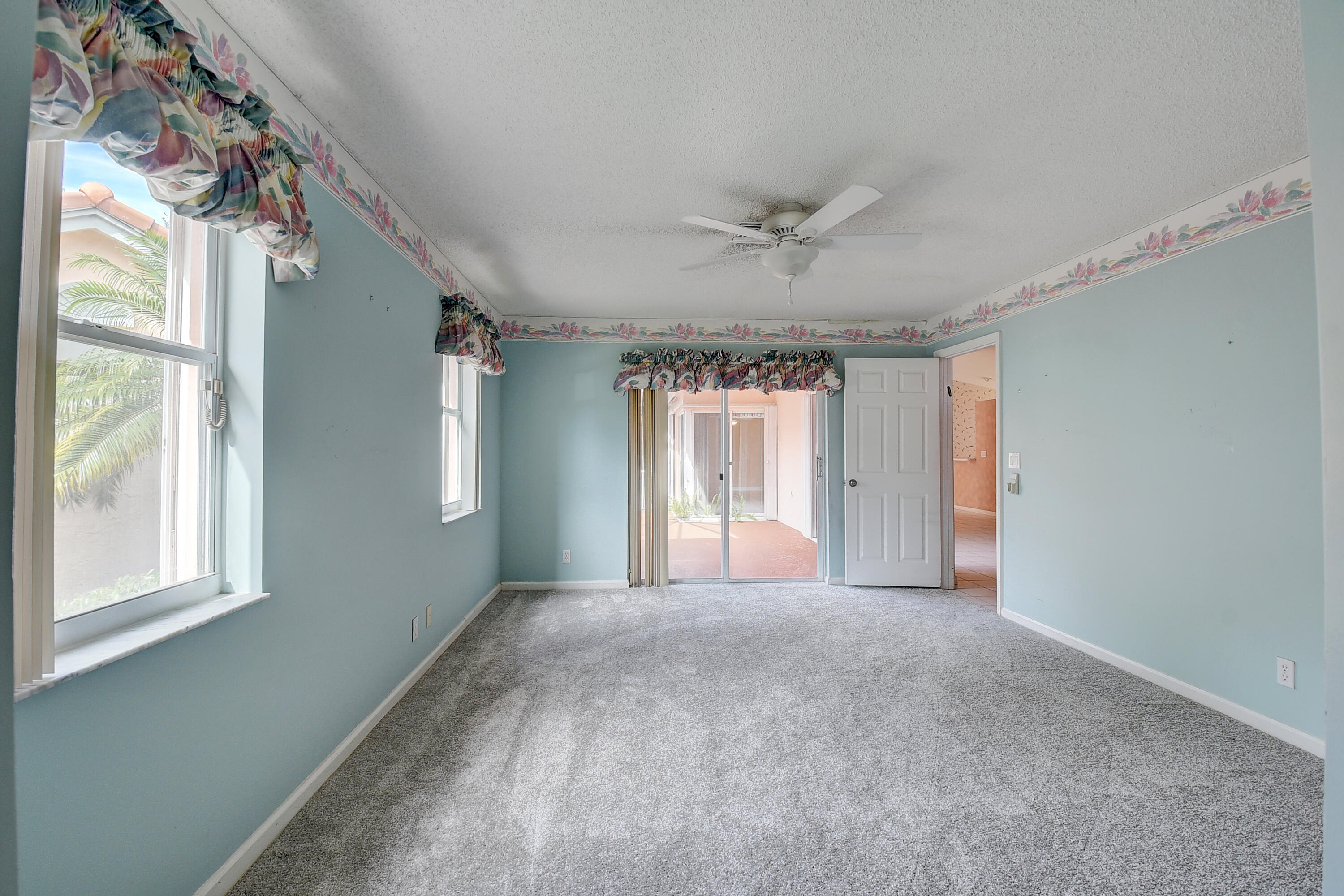 Palm Isles - Residential