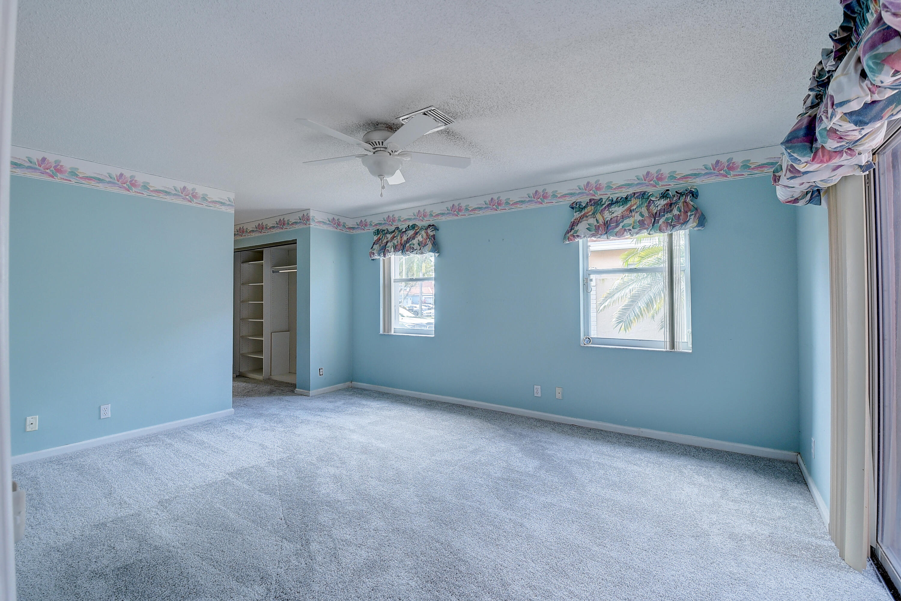 Palm Isles - Residential