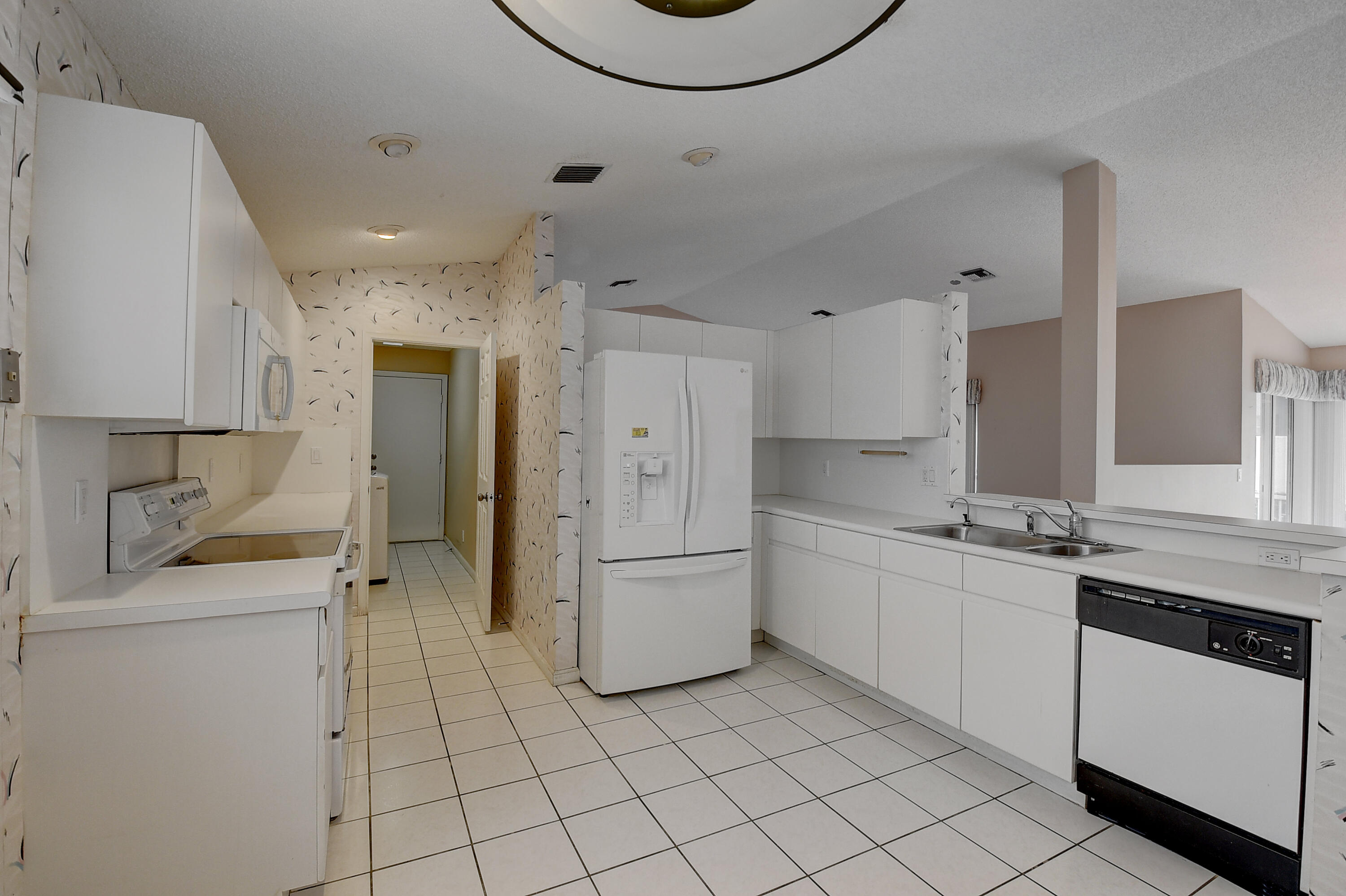 Palm Isles - Residential