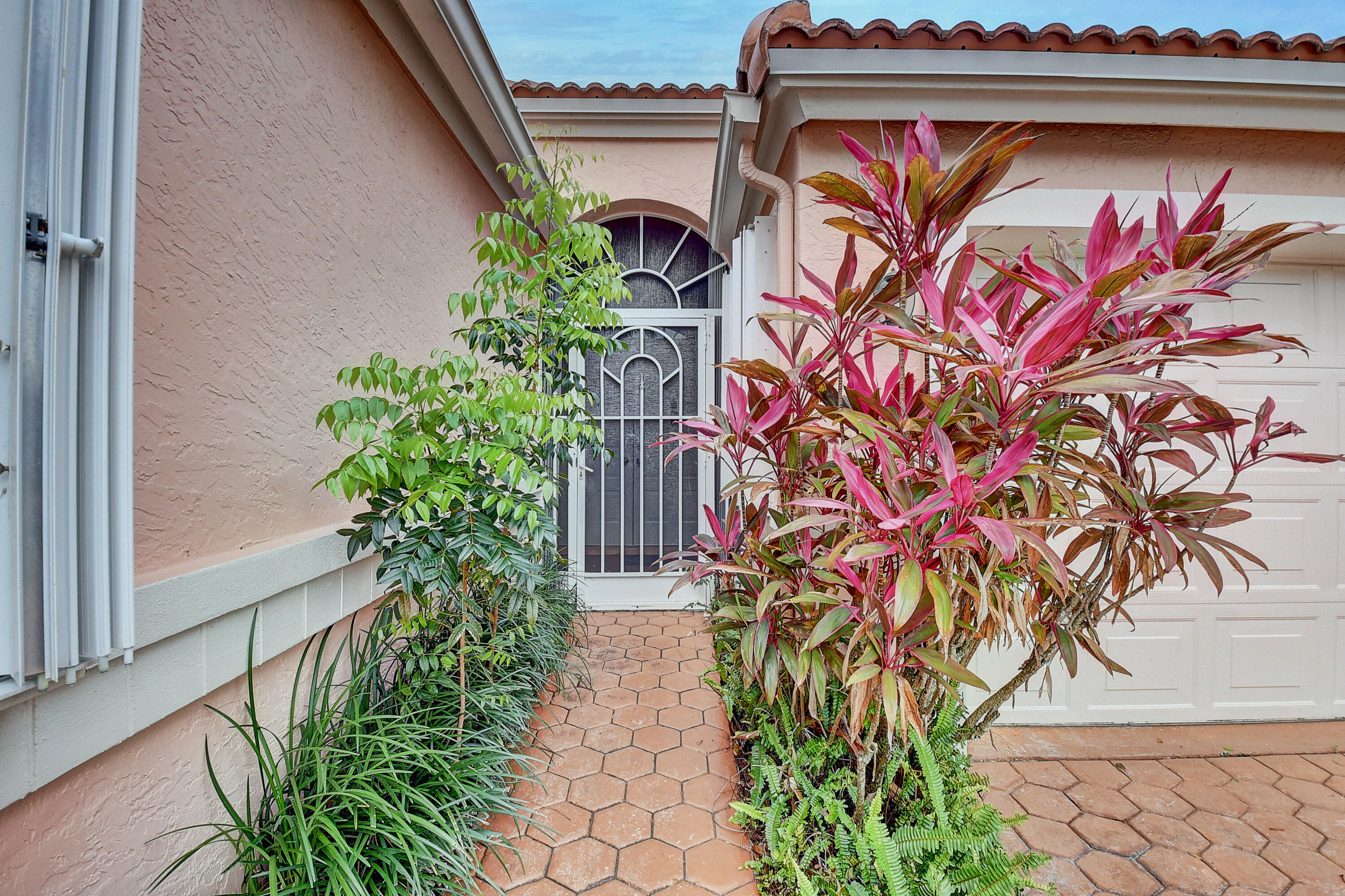 Palm Isles - Residential