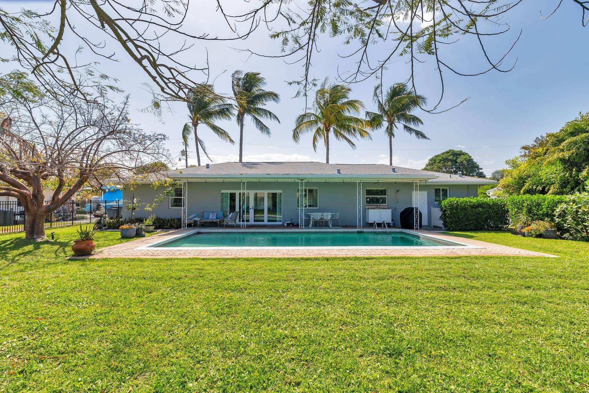 LAKE CLARKE MNR - Residential