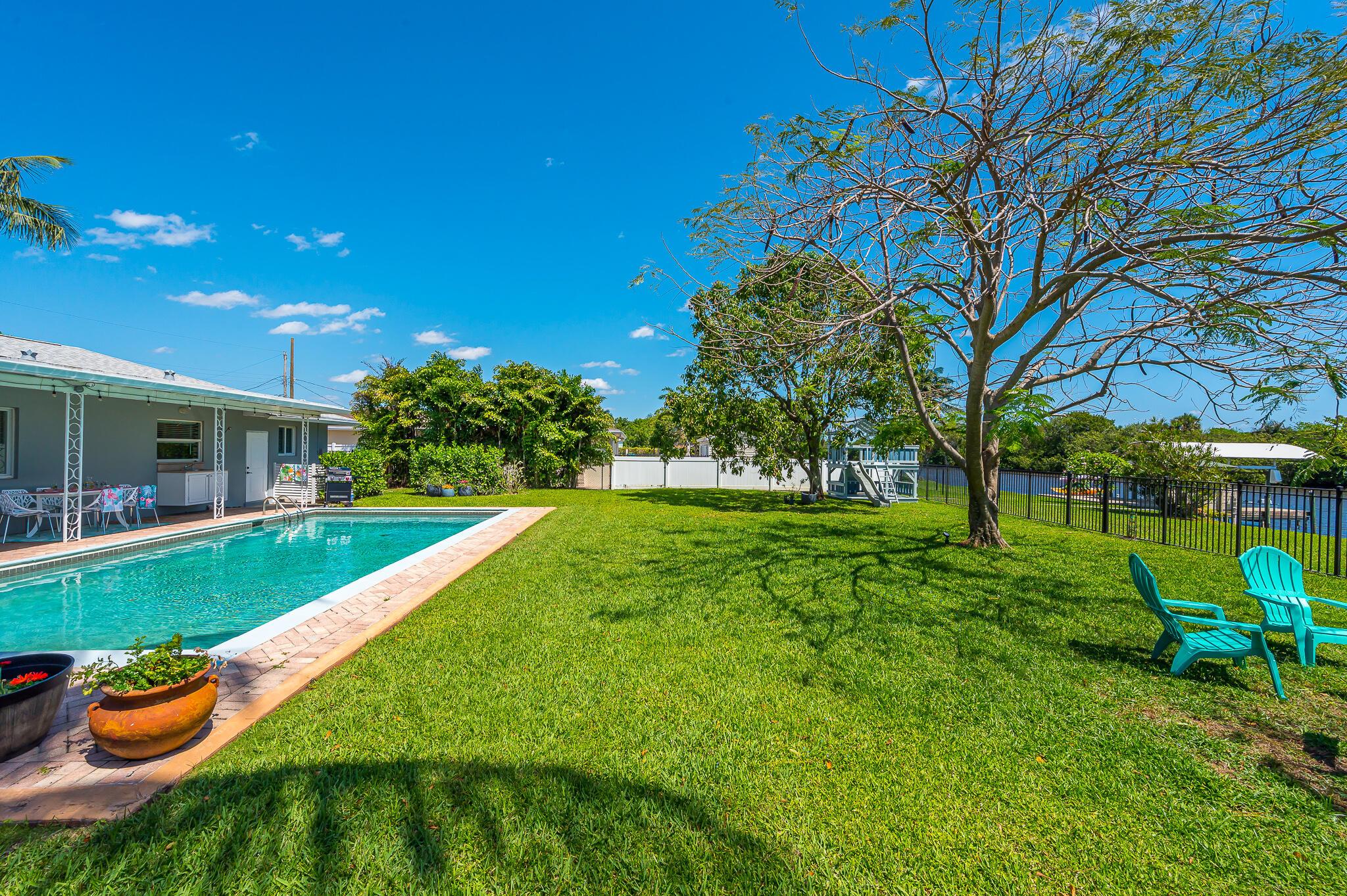 LAKE CLARKE MNR - Residential