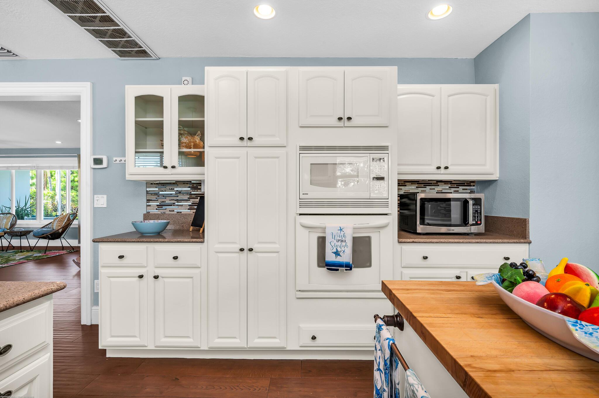 LAKE CLARKE MNR - Residential