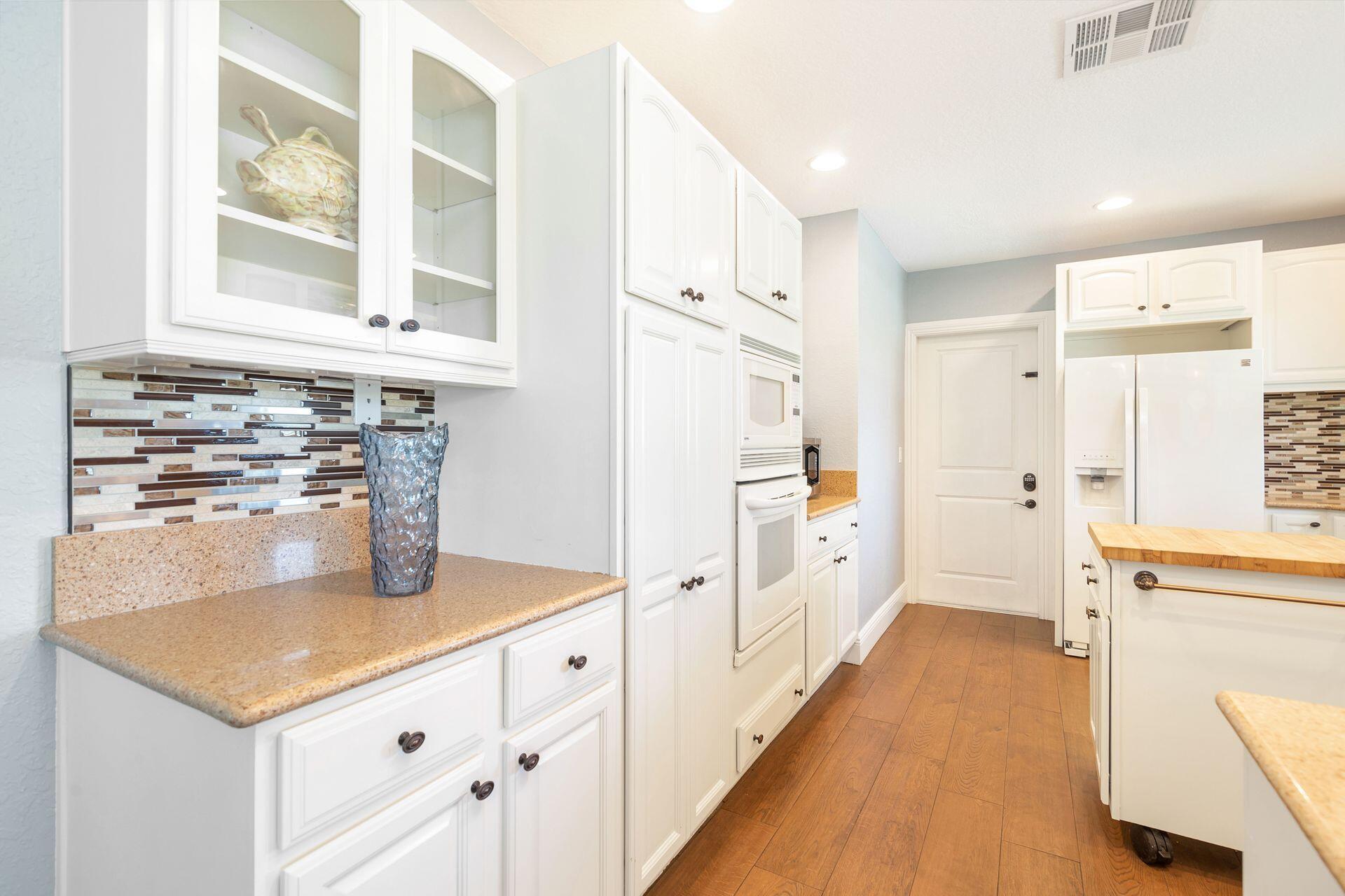 LAKE CLARKE MNR - Residential