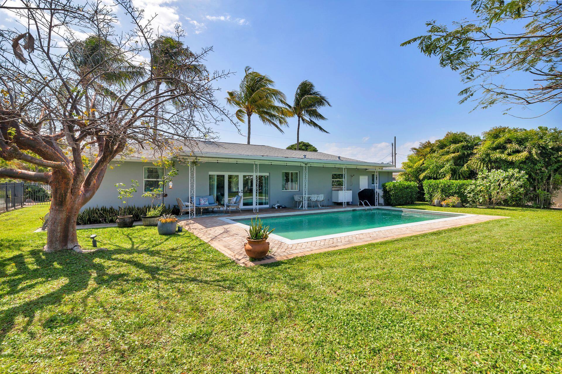 LAKE CLARKE MNR - Residential