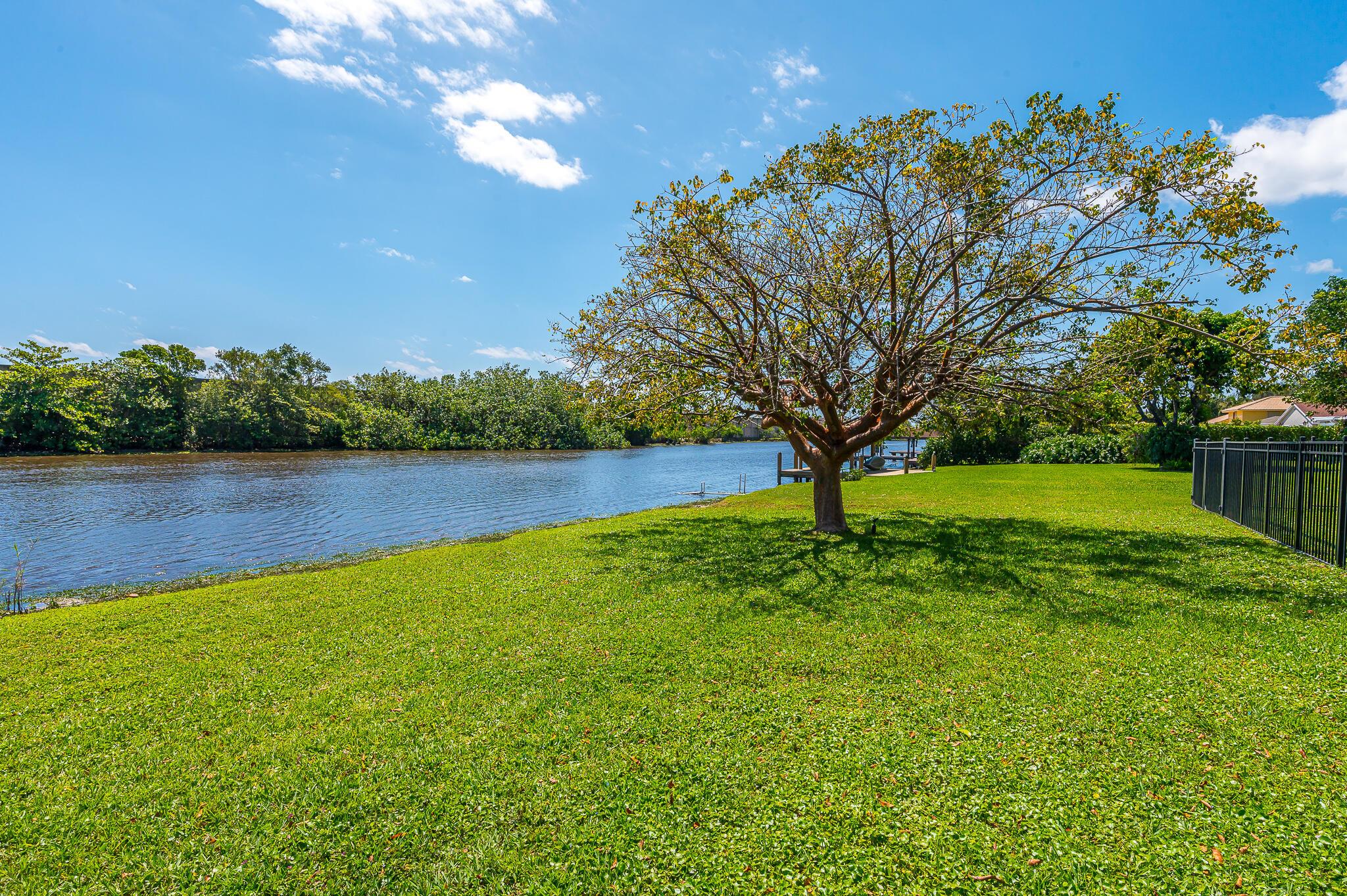 LAKE CLARKE MNR - Residential