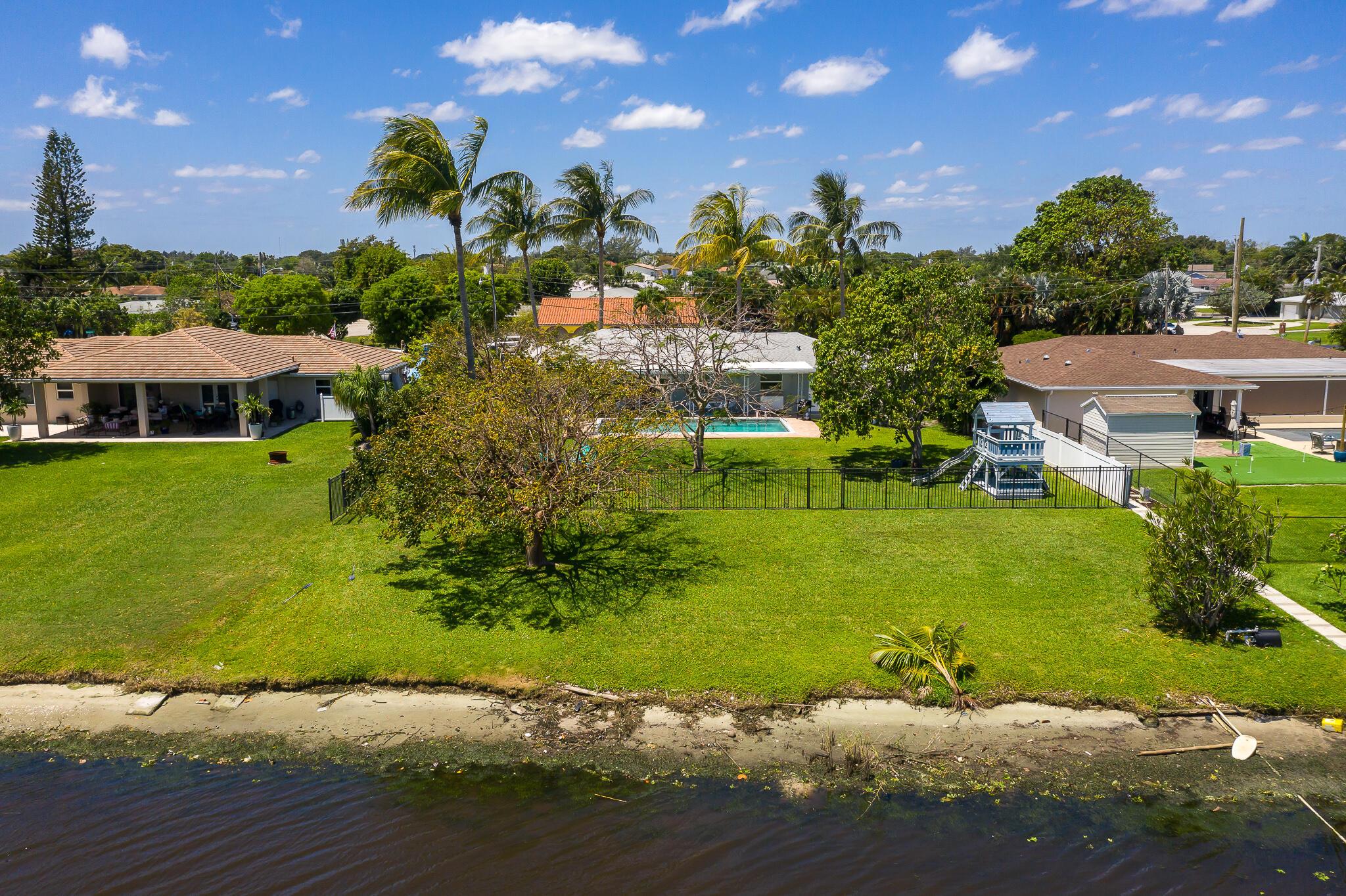 LAKE CLARKE MNR - Residential